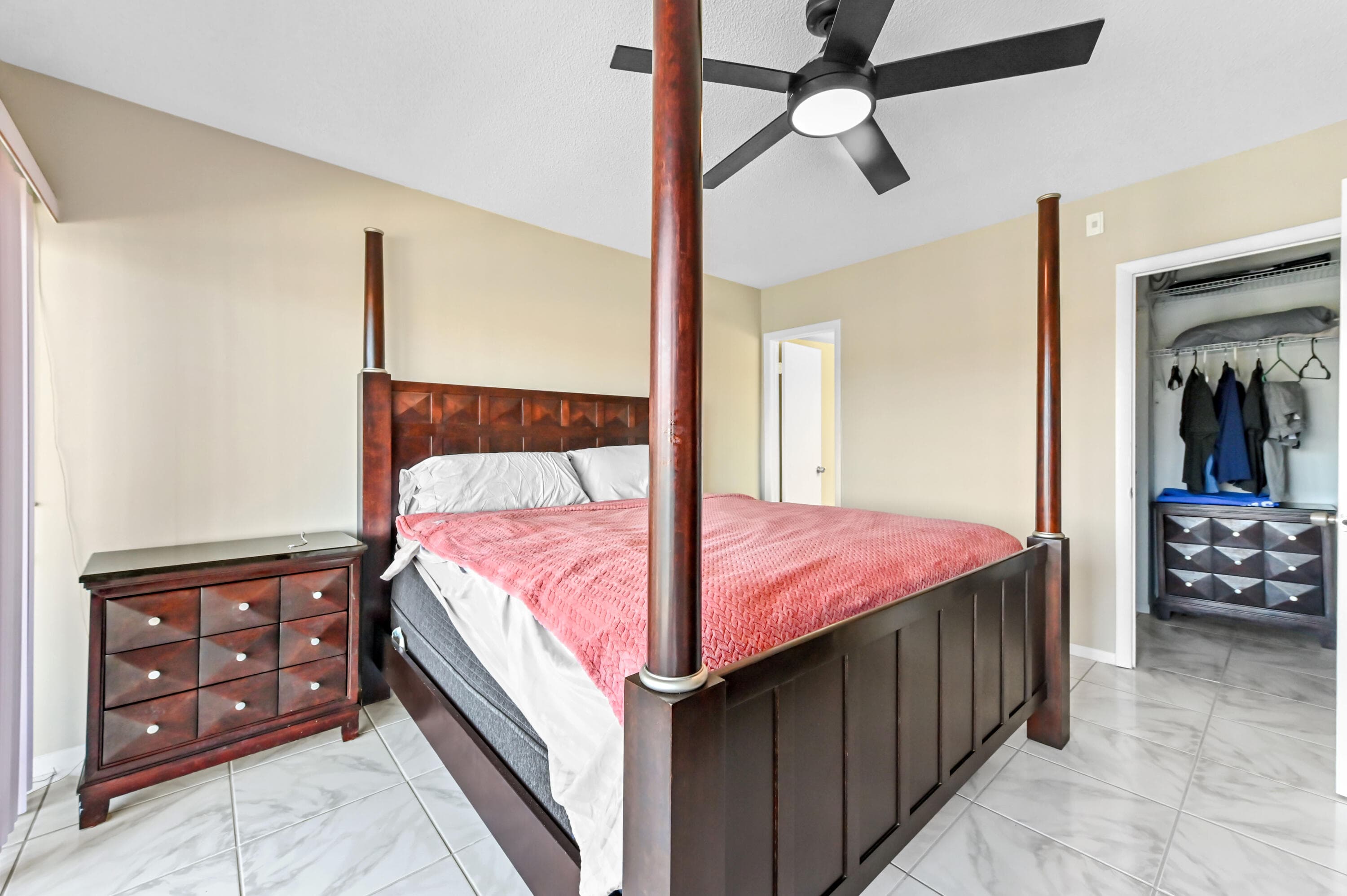 390 N Federal Highway 202, Deerfield Beach, FL 33441 — photo 10 of 25
