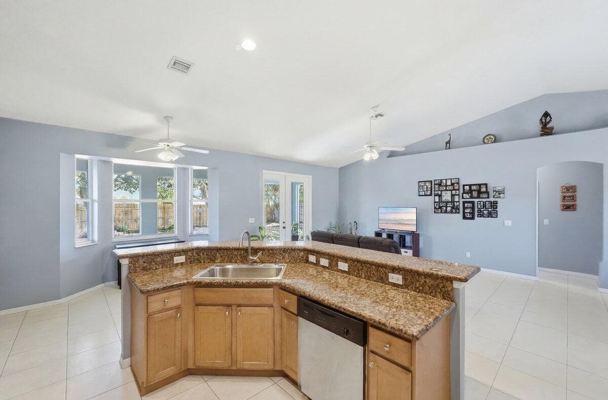 5859 NW Cullom Circle, Port St. Lucie, FL 34986 — photo 18 of 46