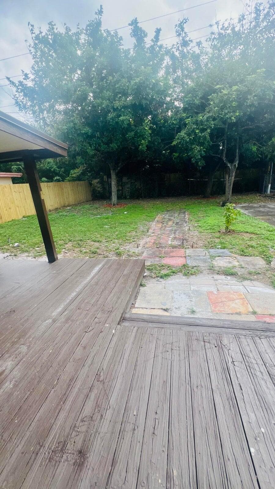 2360 Nw 2nd Street Street, Pompano Beach, FL 33069 — photo 12 of 15