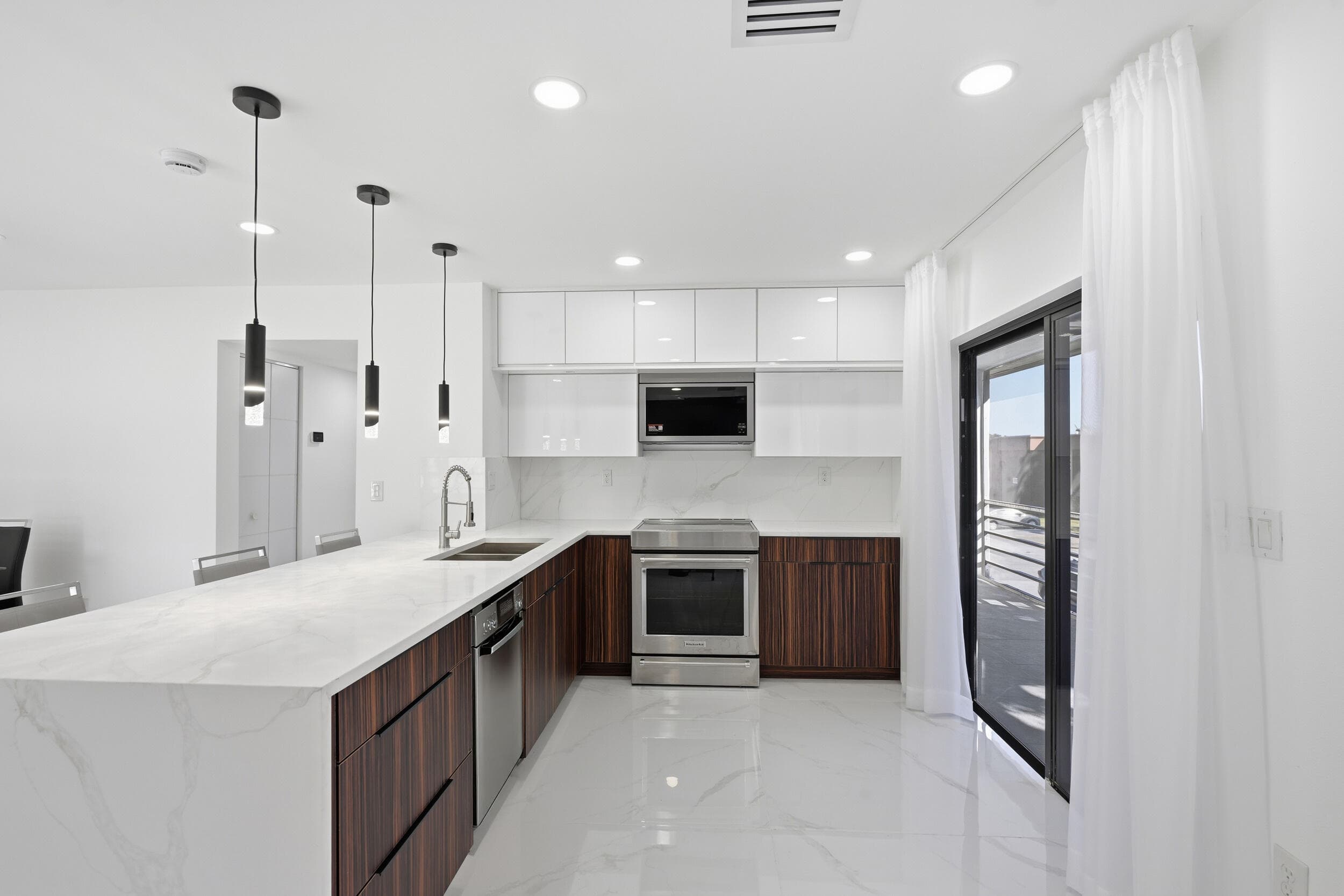571 Piedmont L, Delray Beach, FL 33484 — photo 3 of 63