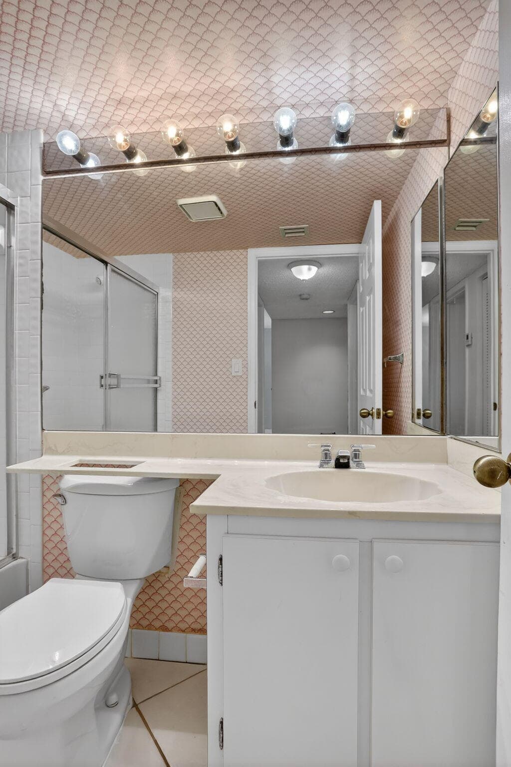 10837 W Clairmont Circle 208, Tamarac, FL 33321 — photo 17 of 45