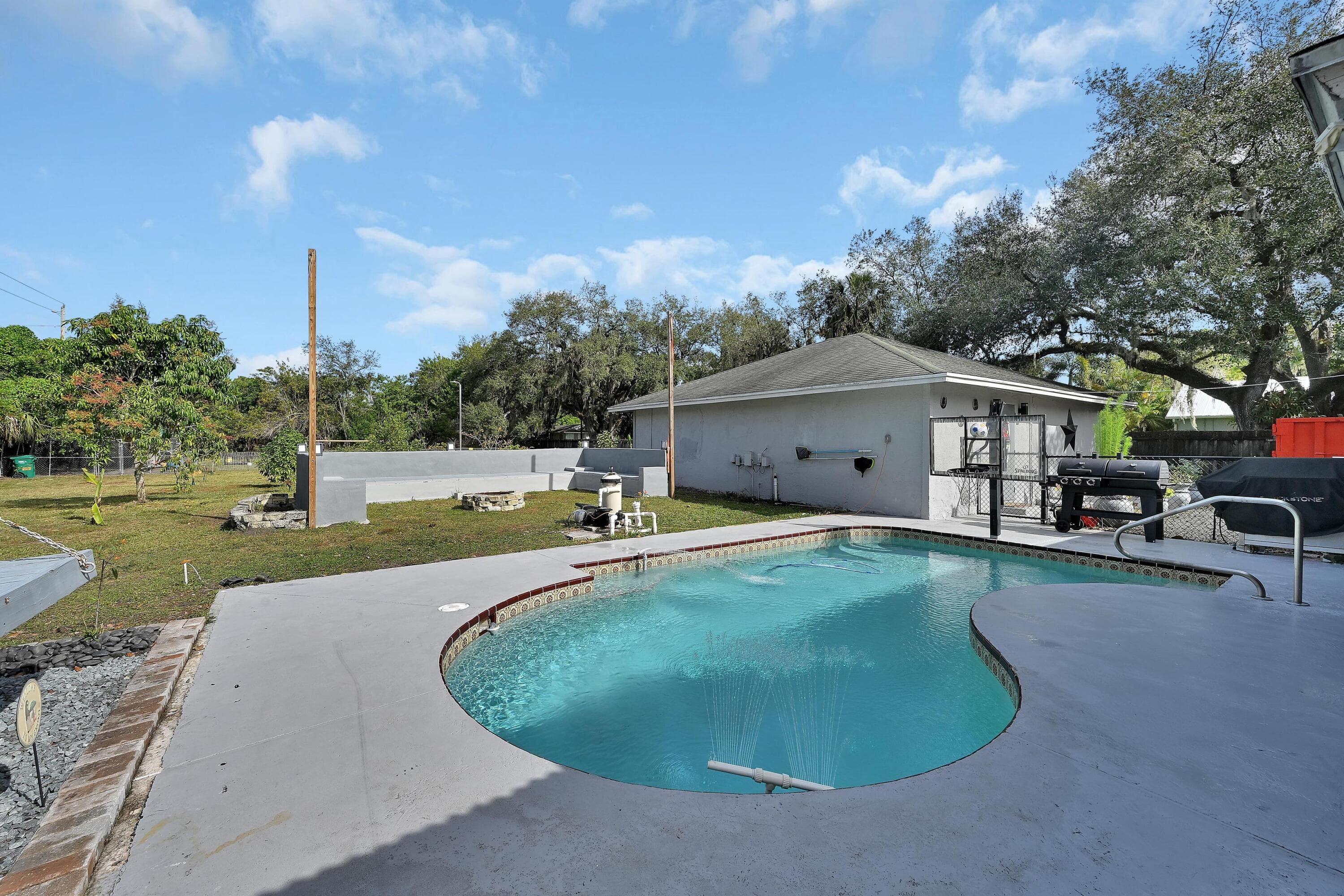 2404 Dade Road, Fort Pierce, FL 34982 — photo 29 of 61