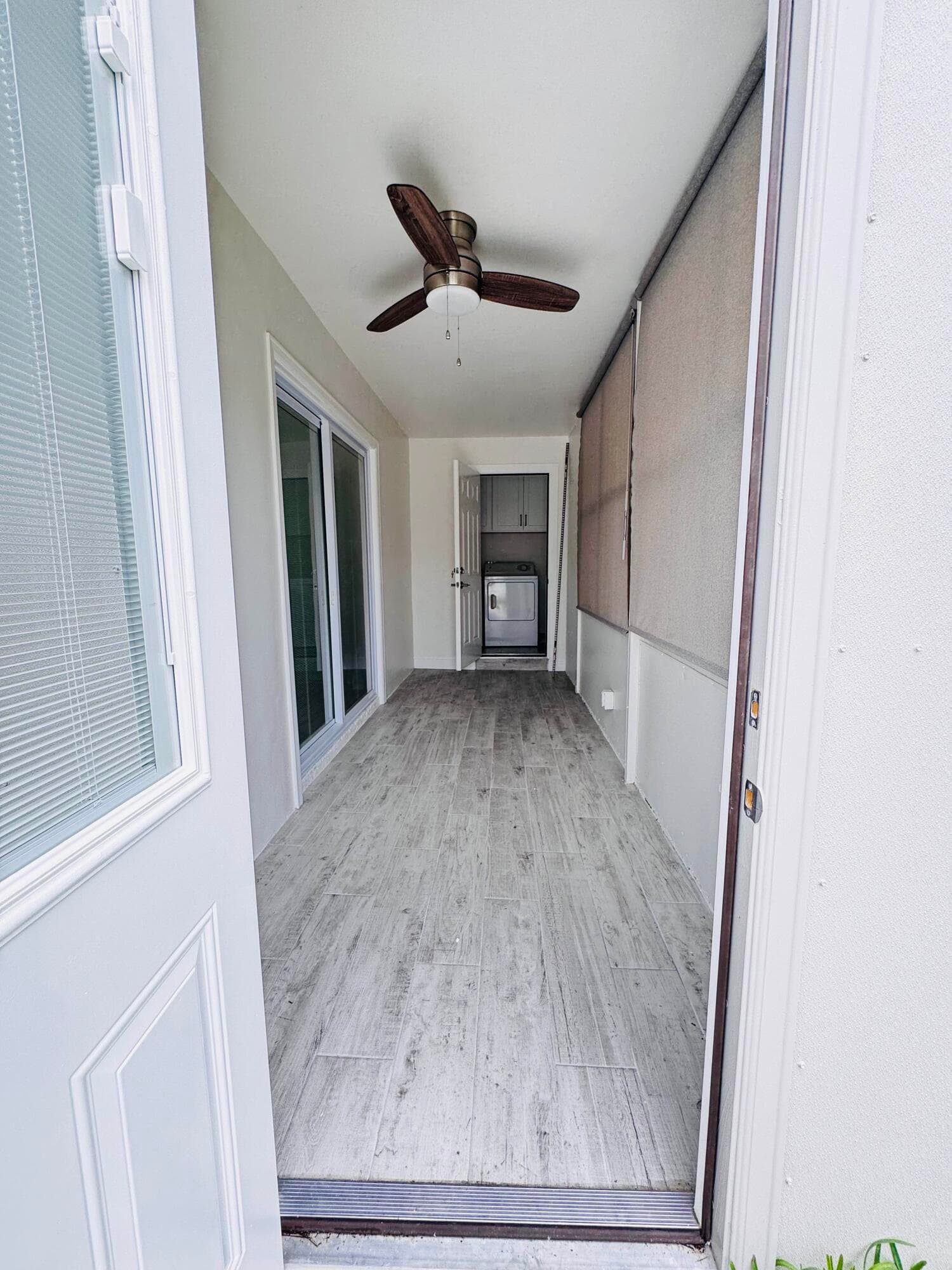 293 Flanders G, Delray Beach, FL 33484 — photo 4 of 35