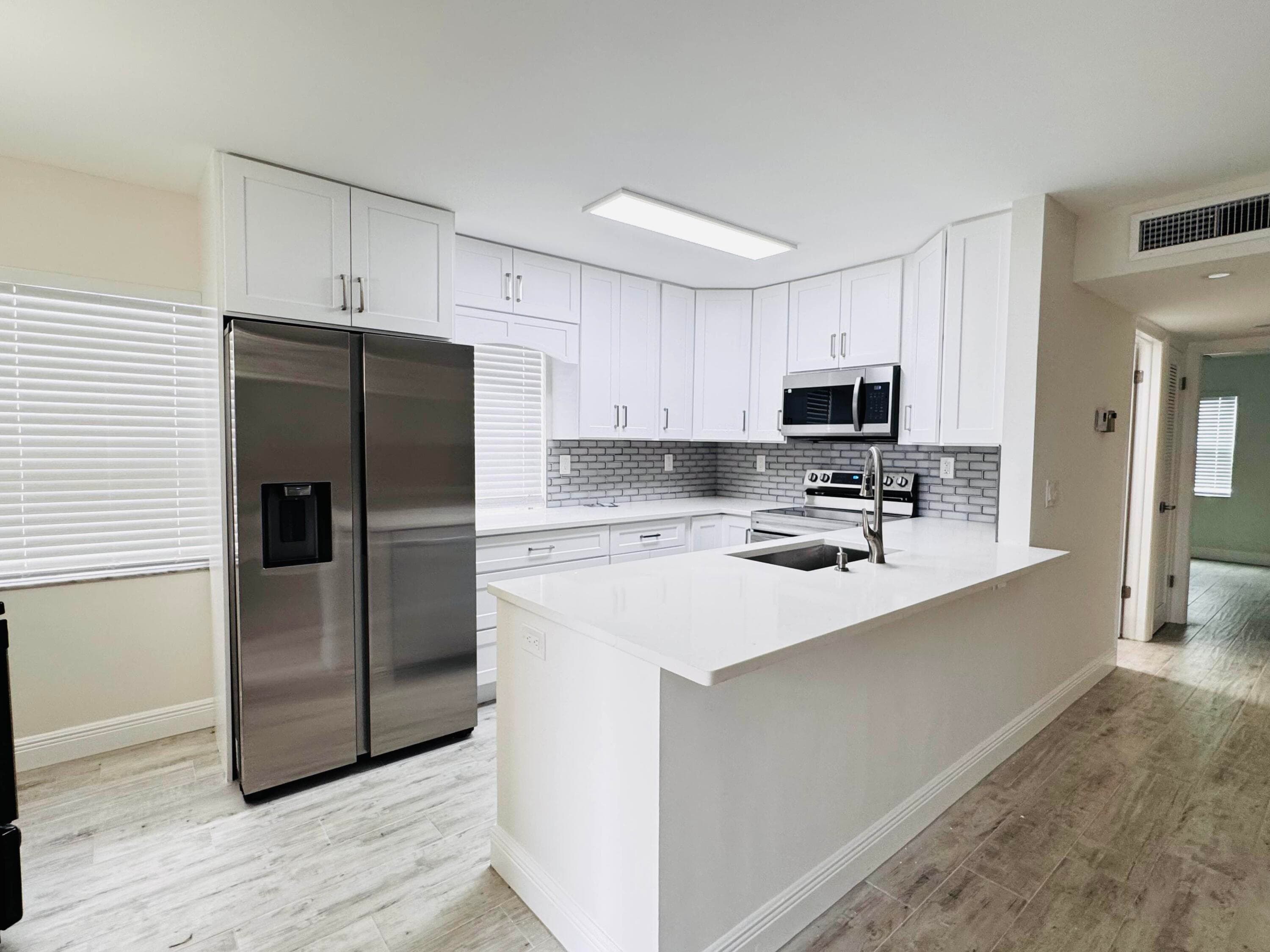 293 Flanders G, Delray Beach, FL 33484 — photo 15 of 35