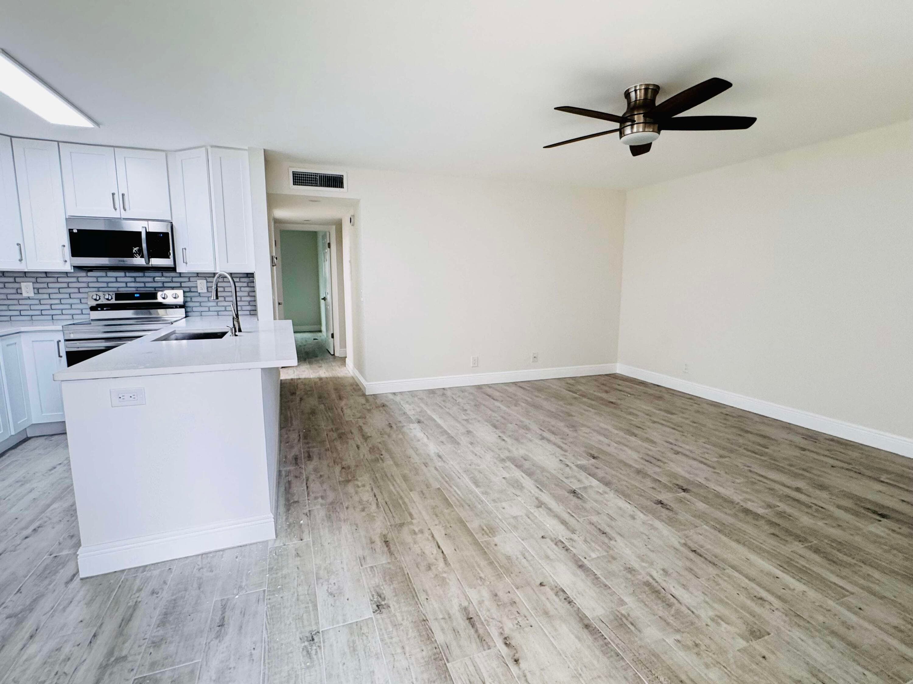 293 Flanders G, Delray Beach, FL 33484 — photo 16 of 35