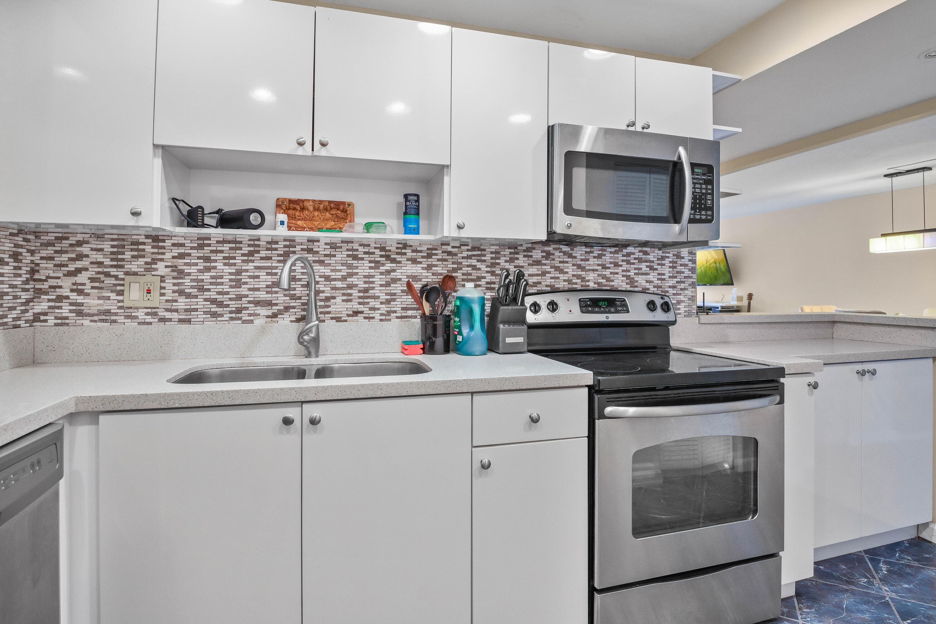 3450 S Ocean Boulevard 106, Palm Beach, FL 33480 — photo 10 of 30