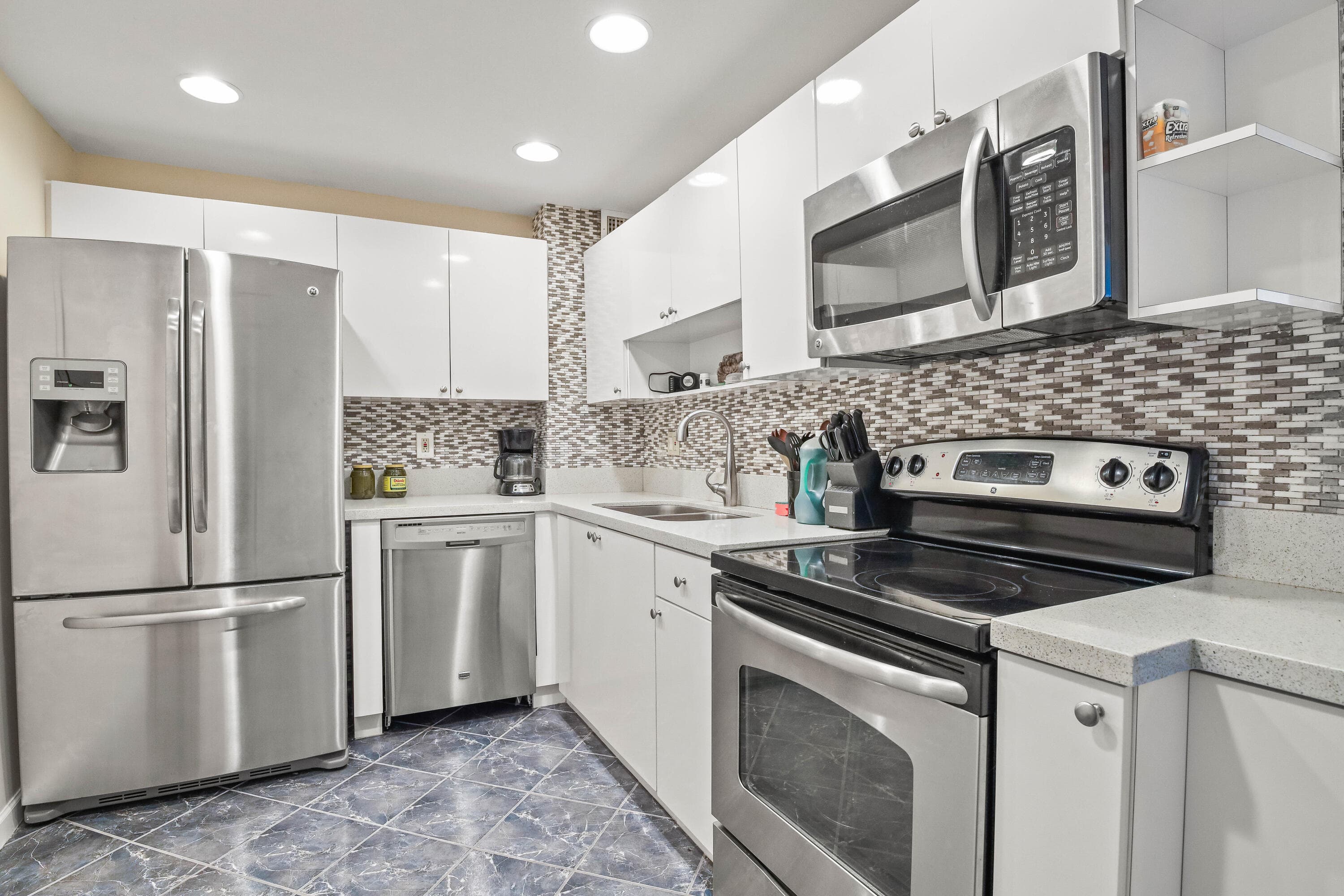 3450 S Ocean Boulevard 106, Palm Beach, FL 33480 — photo 12 of 30
