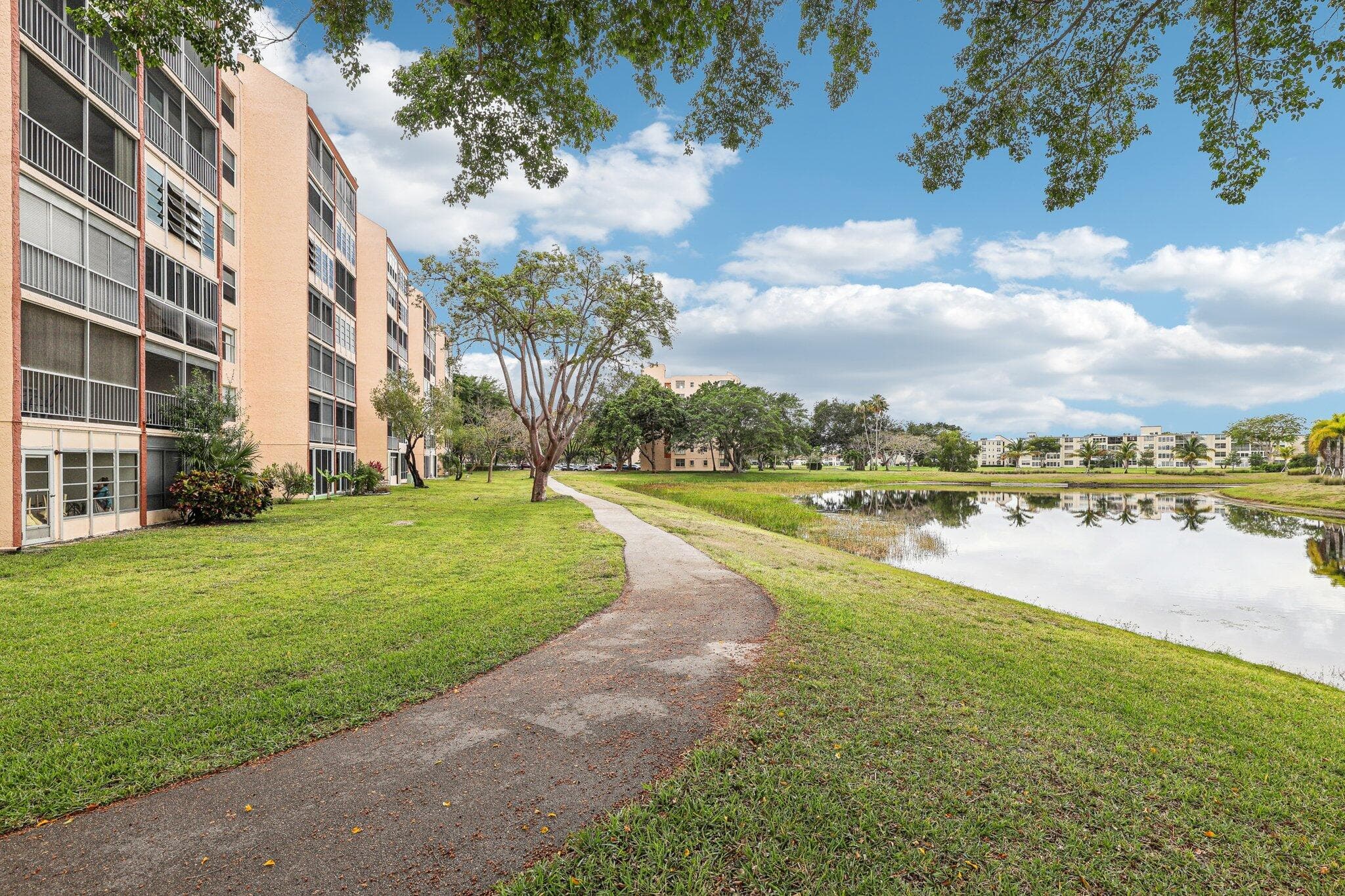 14575 Bonaire Boulevard 403, Delray Beach, FL 33446 — photo 37 of 46