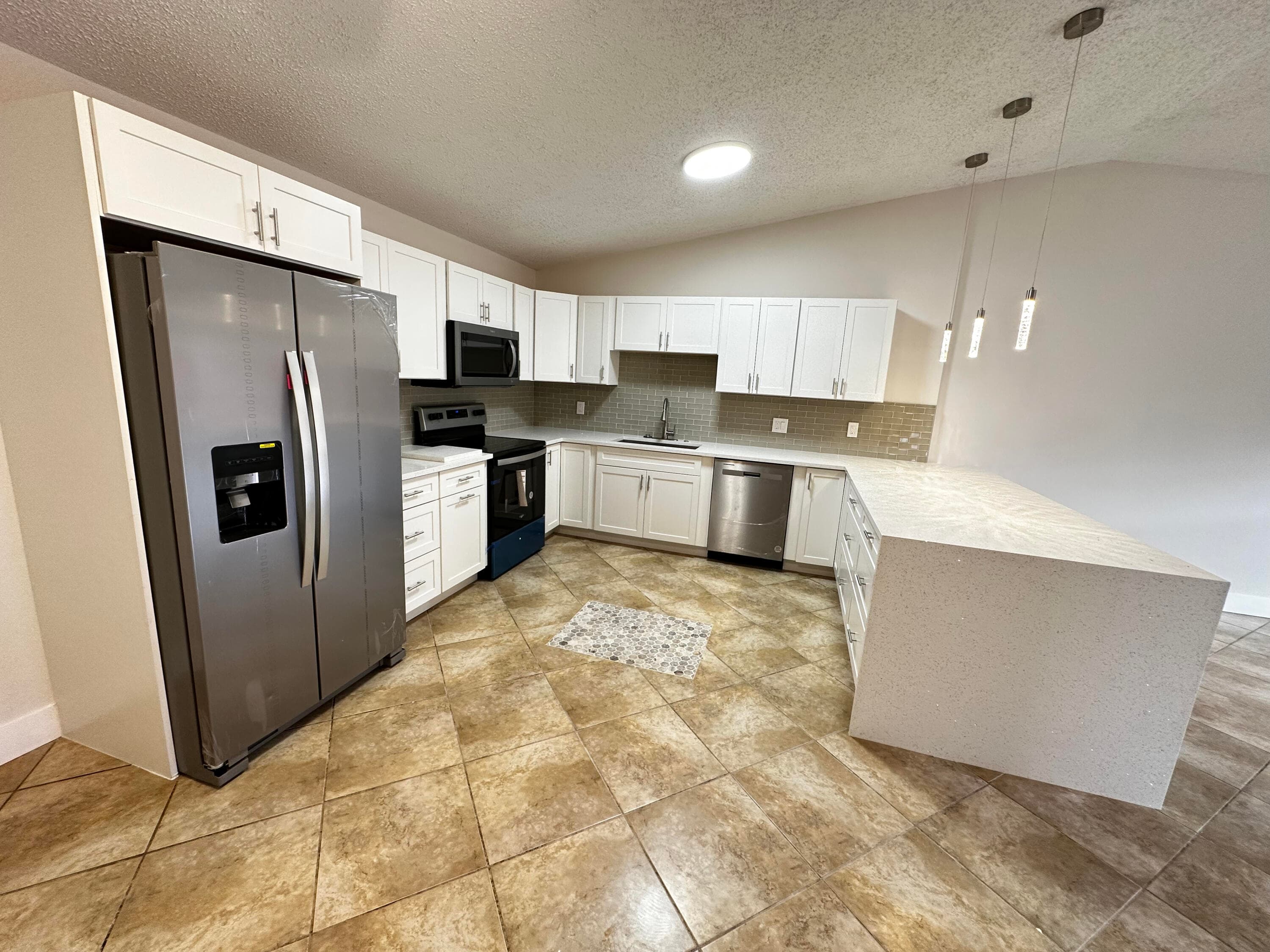 4326 Woodstock Drive C, West Palm Beach, FL 33409 — photo 14 of 41