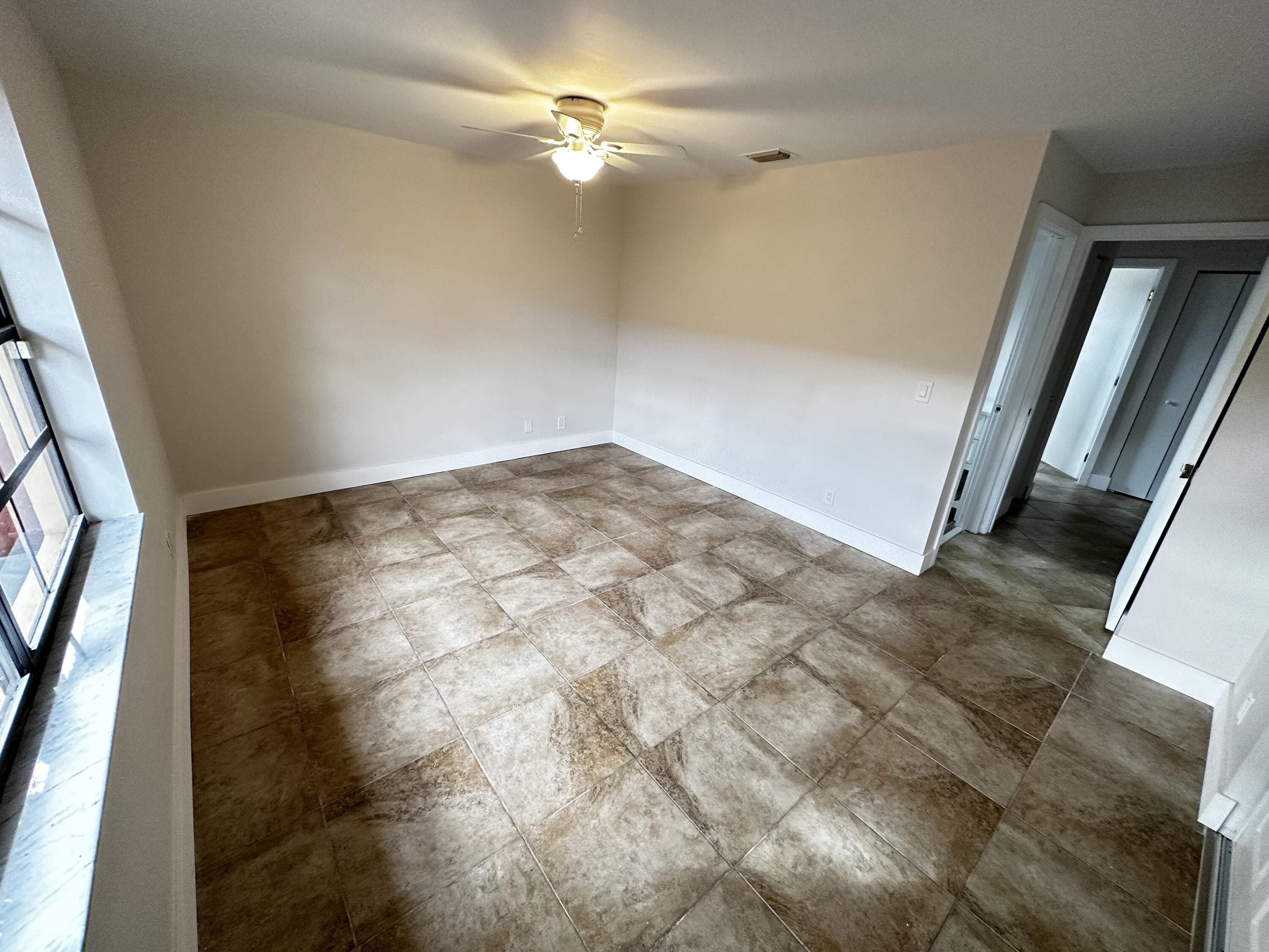 4326 Woodstock Drive C, West Palm Beach, FL 33409 — photo 22 of 41