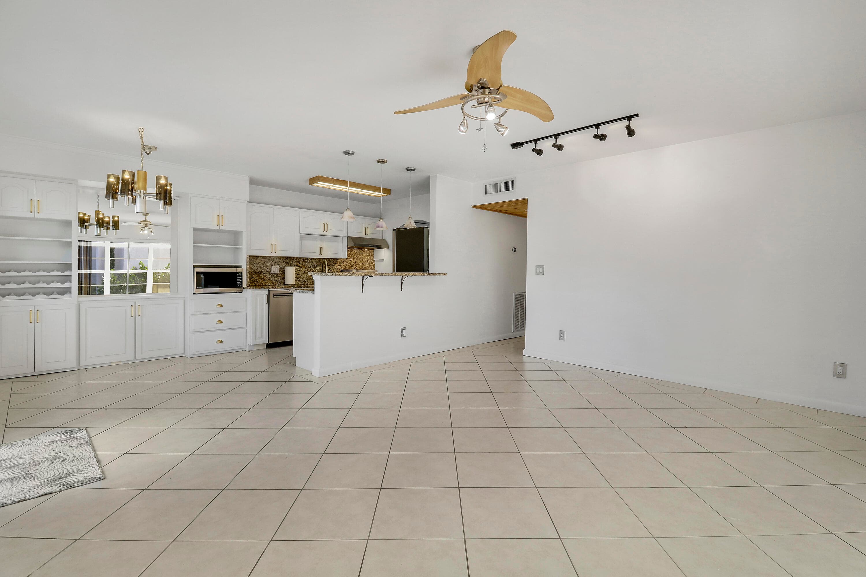 964 NW Spruce Ridge Drive D1, Stuart, FL 34994 — photo 15 of 33