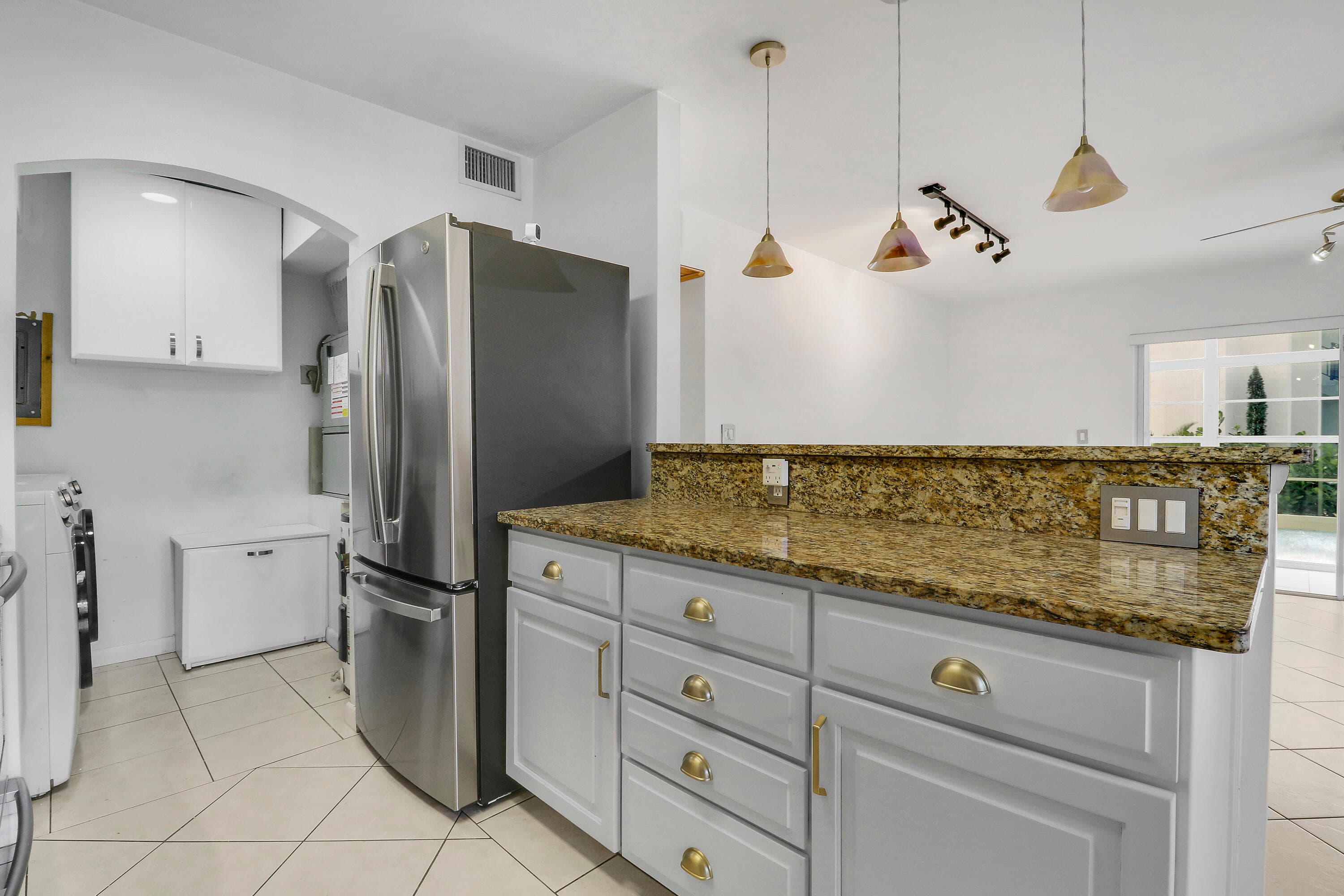 964 NW Spruce Ridge Drive D1, Stuart, FL 34994 — photo 5 of 33