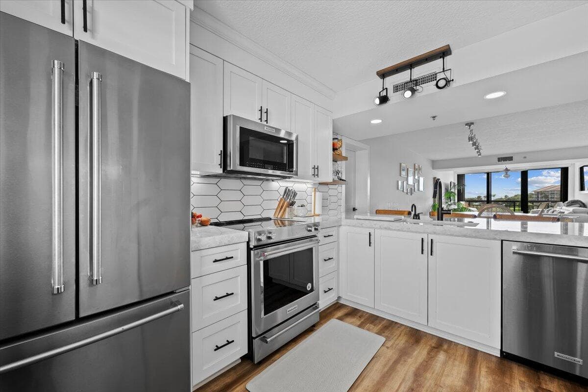 201 S Seas Drive 404, Jupiter, FL 33477 — photo 3 of 30