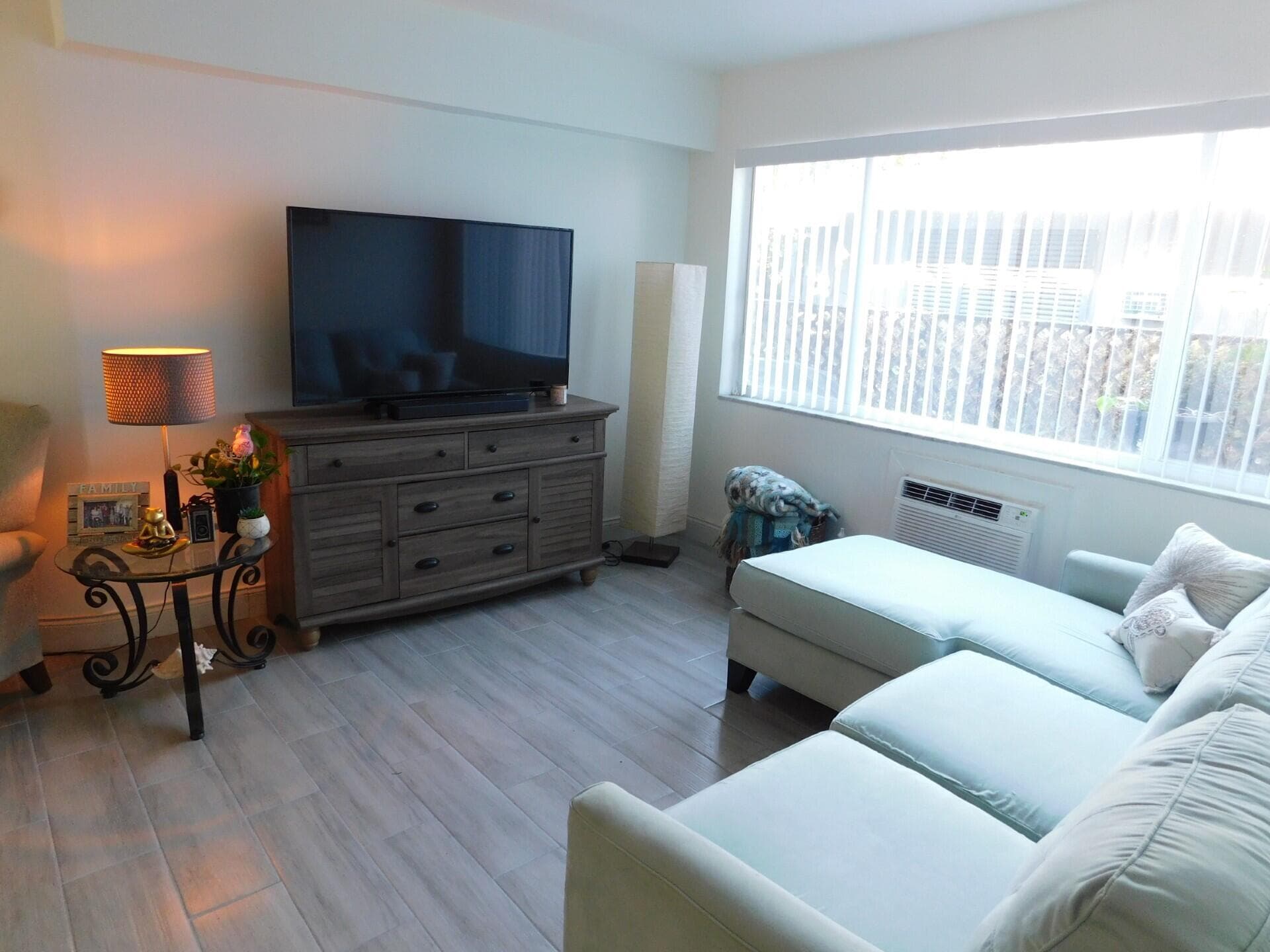 825 NE 6th Street 1-7, Fort Lauderdale, FL 33304 — photo 14 of 43