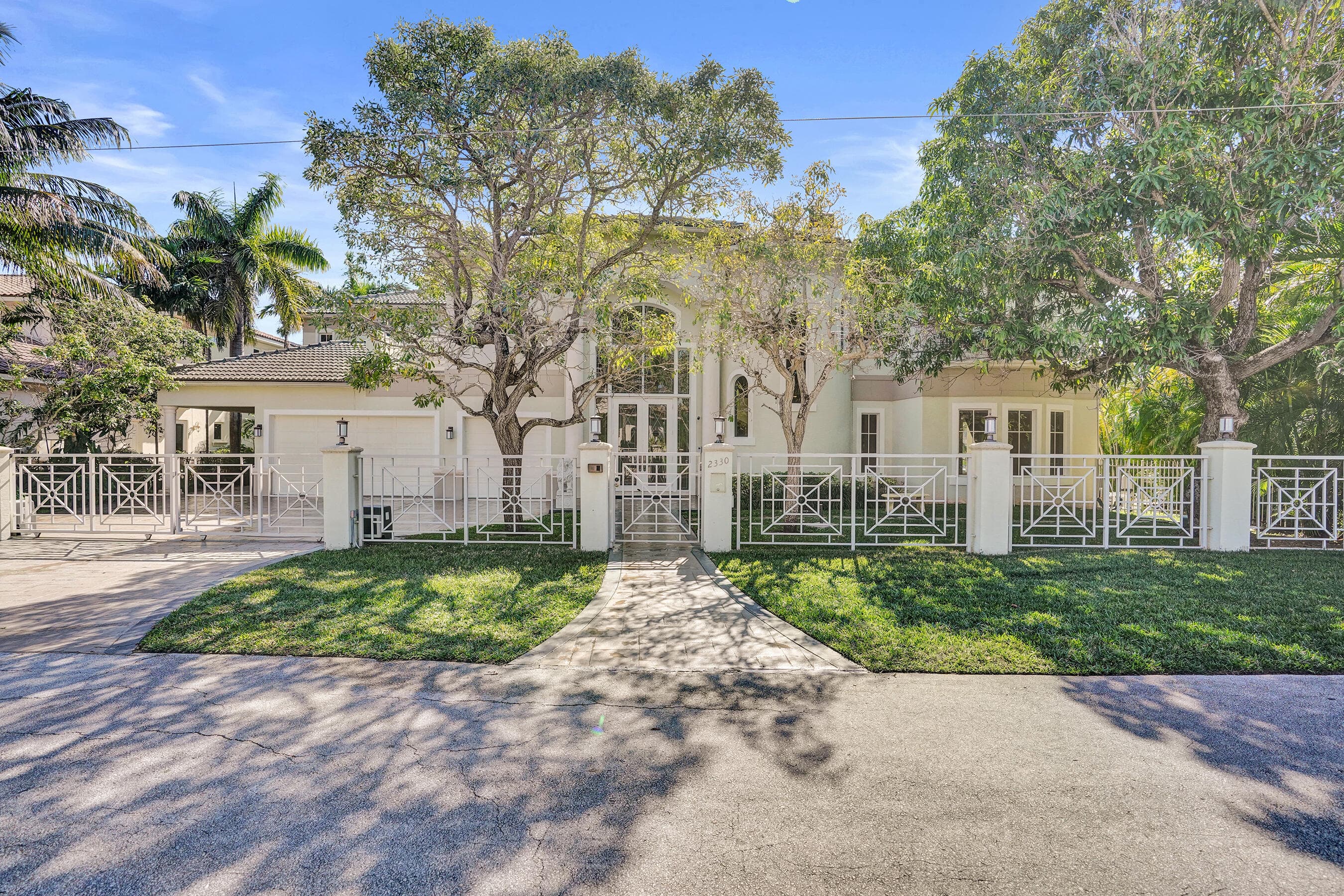 2330 NE 31st Court, Lighthouse Point, FL 33064 — photo 7 of 48