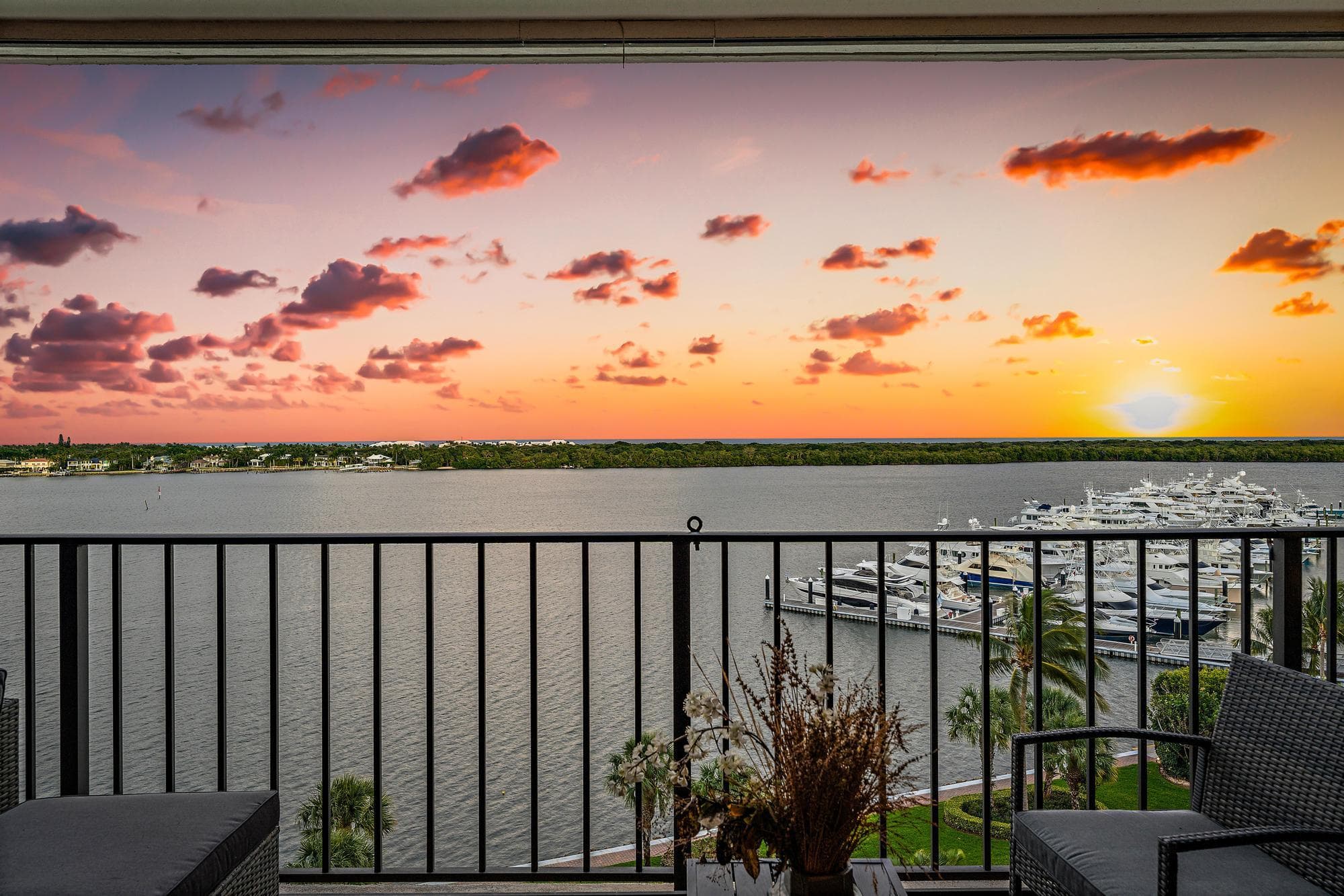 124 Lakeshore Drive 9290, North Palm Beach, FL 33408 — photo 4 of 43
