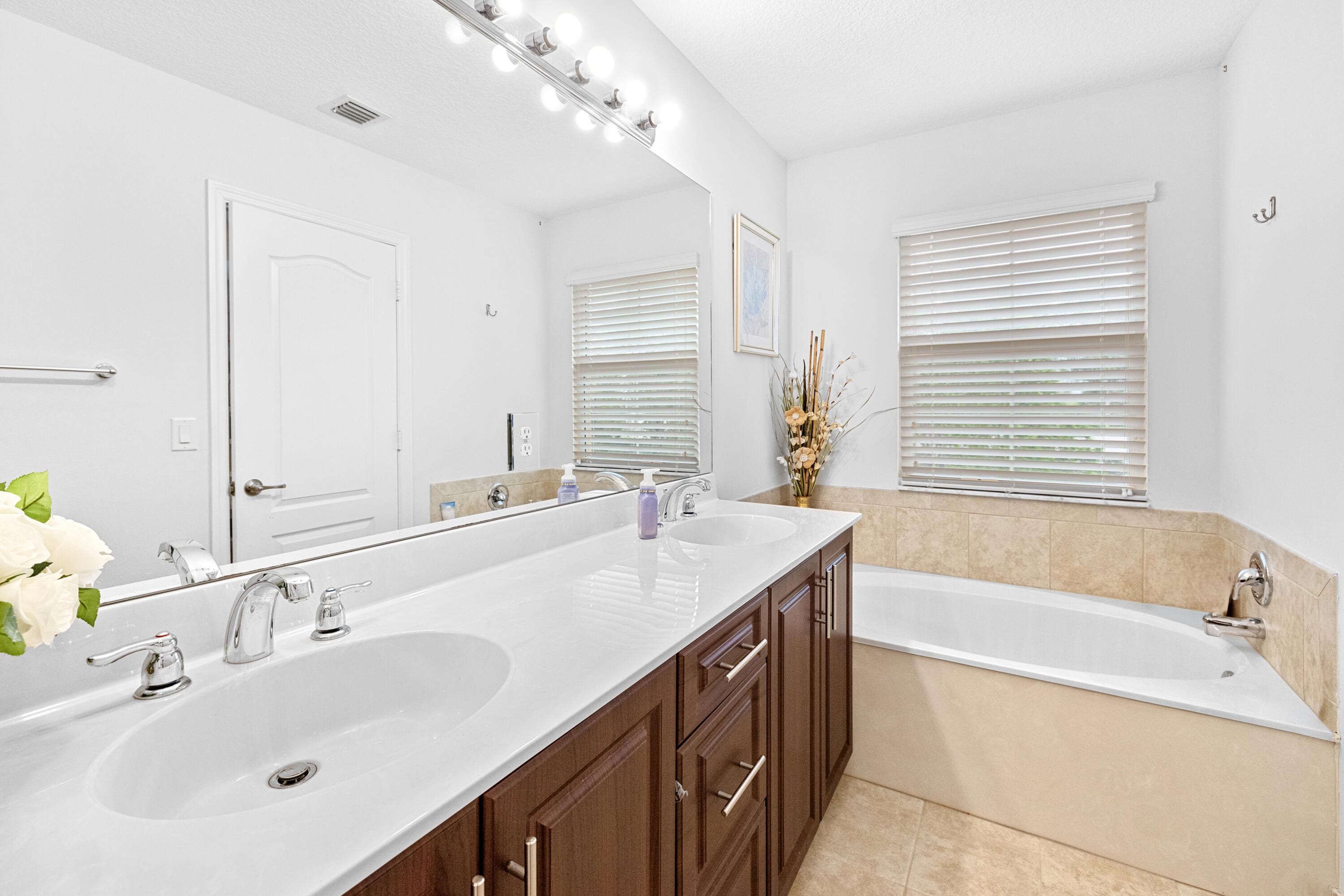 5809 Monterra Club Drive, Lake Worth, FL 33463 — photo 21 of 38