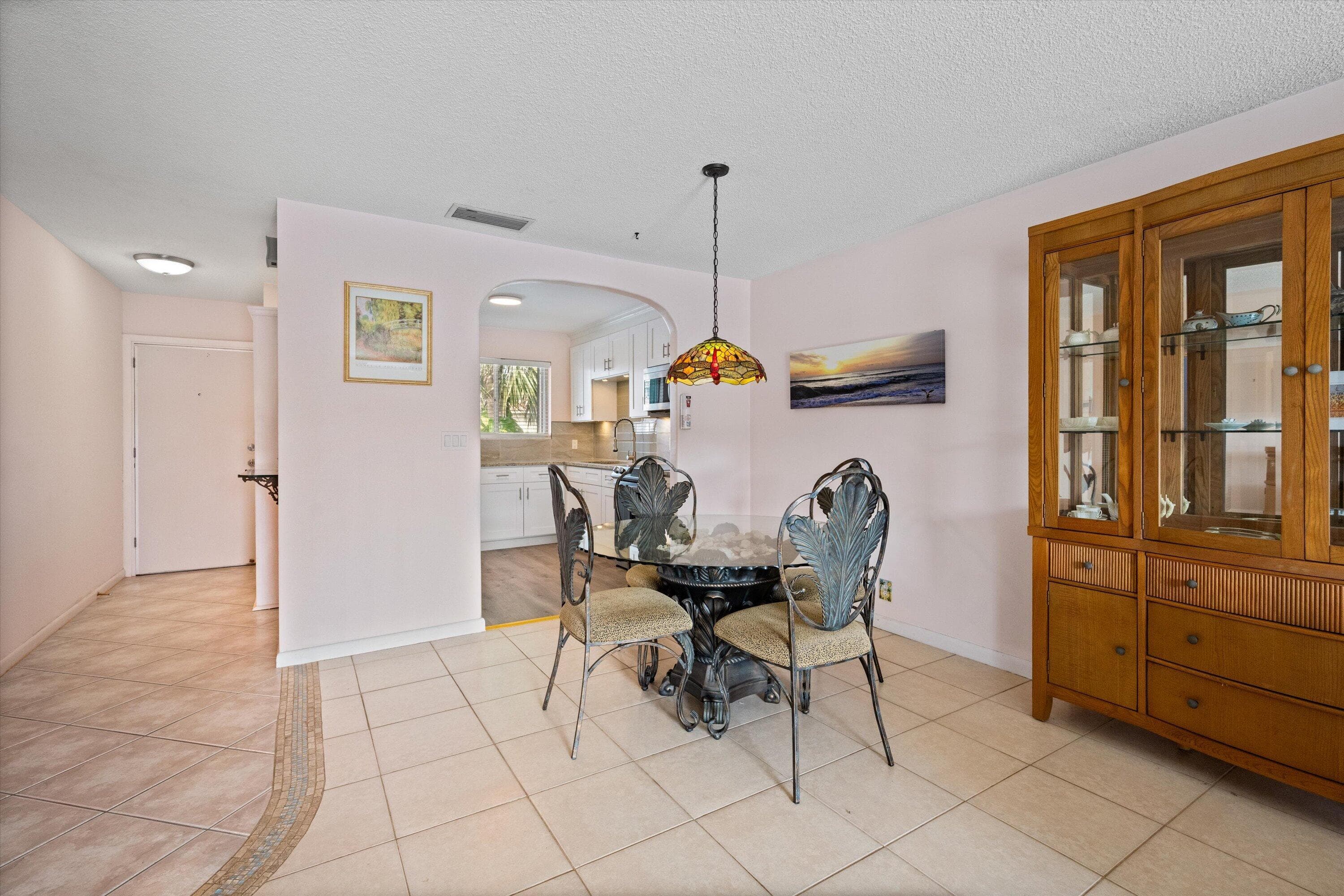 421 S Lakeside Drive 10, Lake Worth Beach, FL 33460 — photo 6 of 32