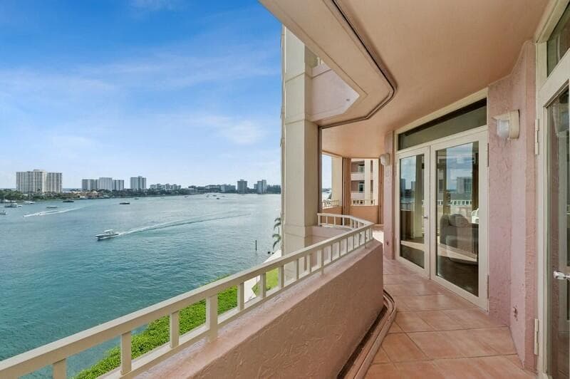 300 SE 5th Avenue 6010, Boca Raton, FL 33432 — photo 20 of 34