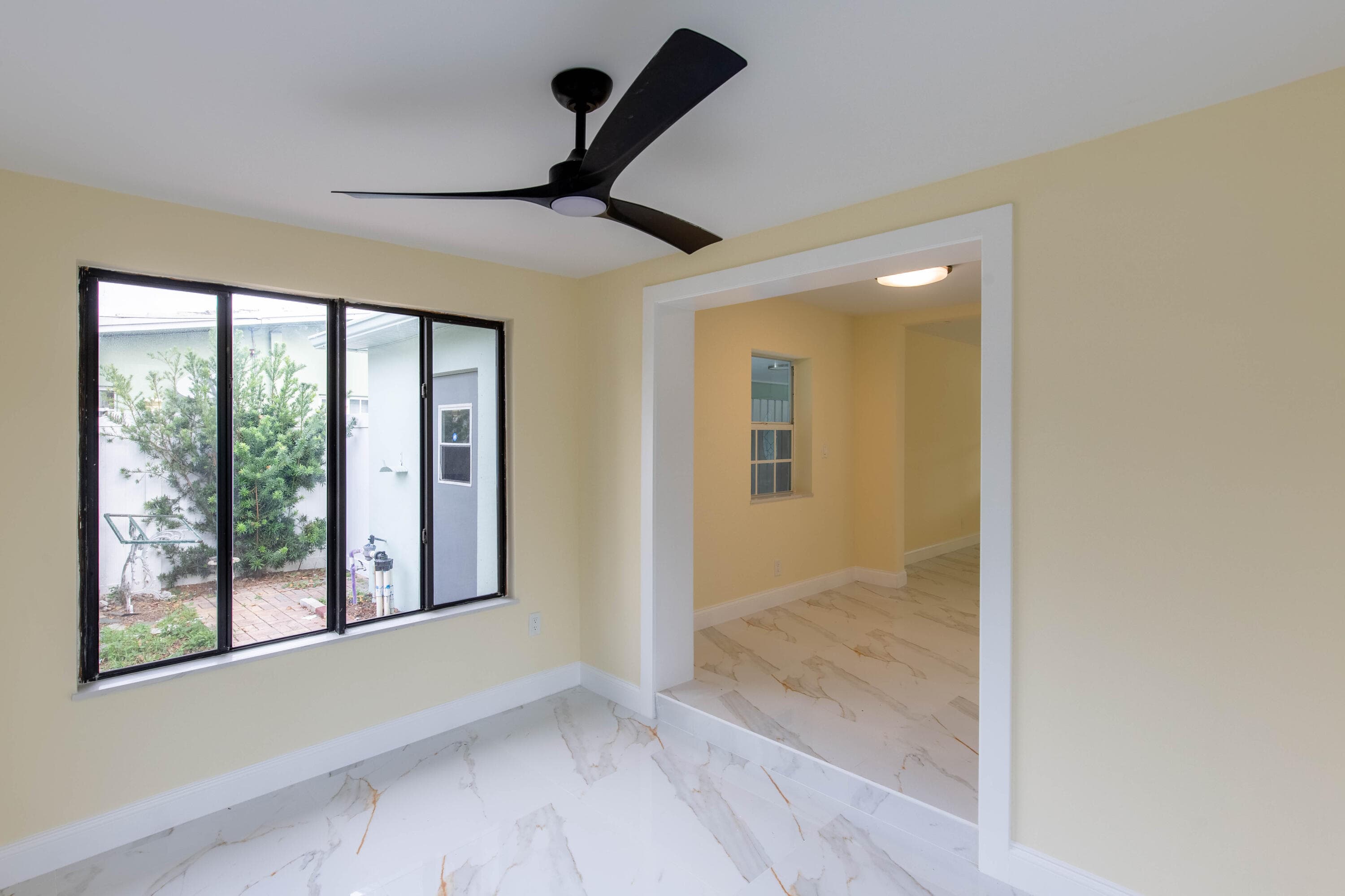 405 NE 24th Avenue, Pompano Beach, FL 33062 — photo 14 of 39