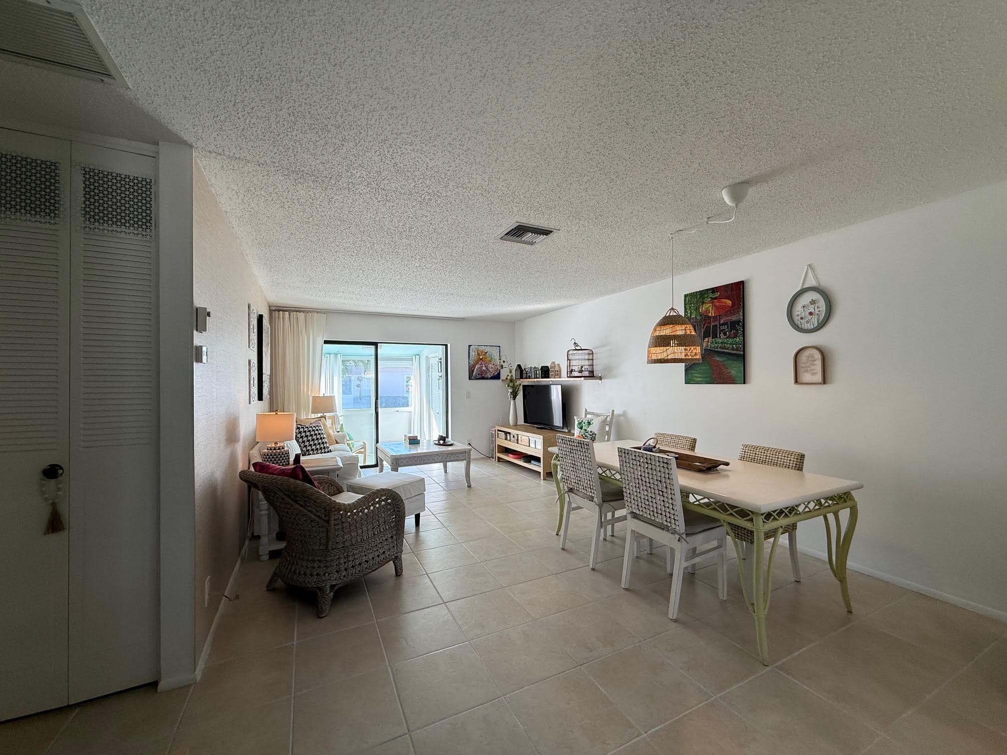 2688 Dudley Drive E B, West Palm Beach, FL 33415 — photo 3 of 20