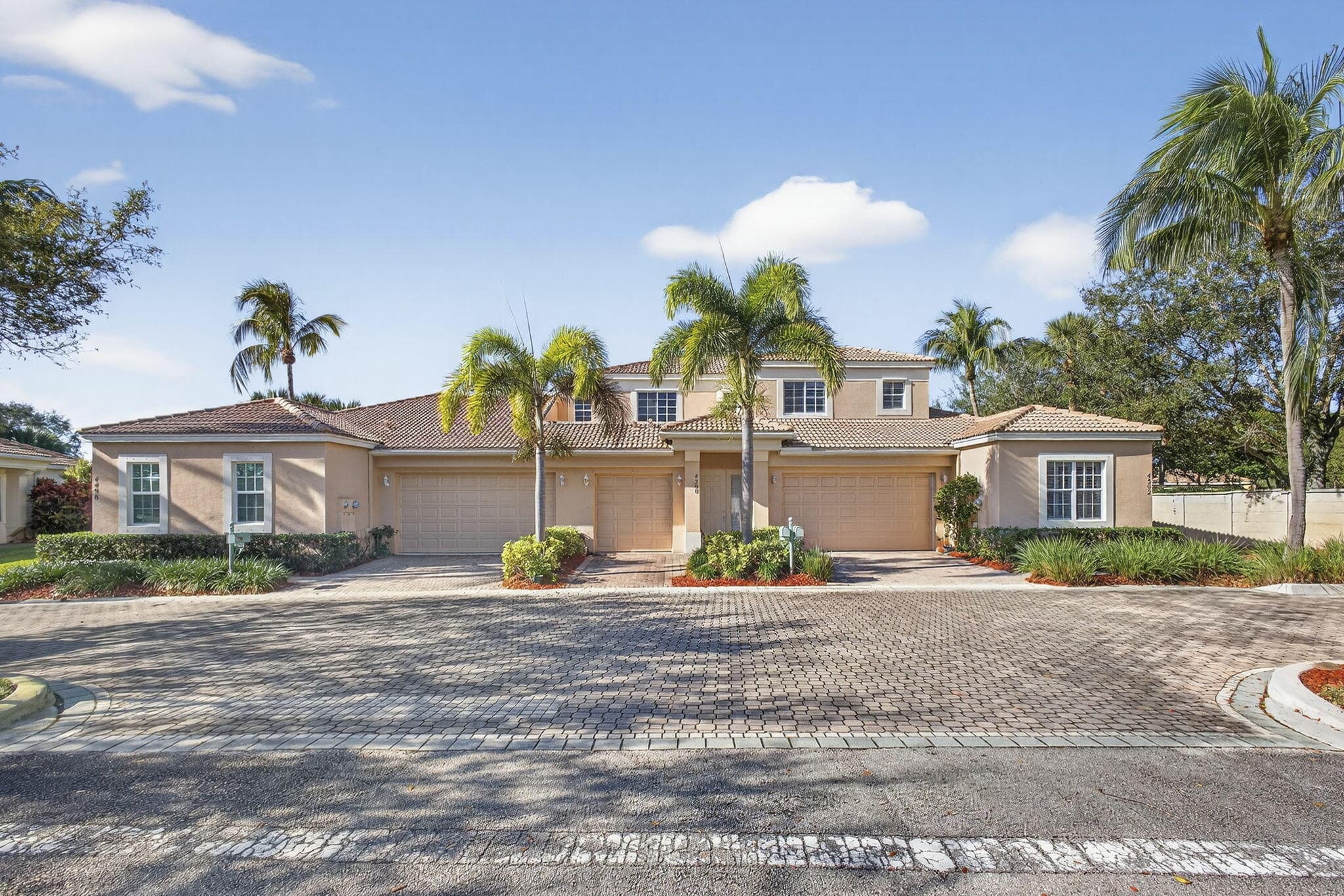 4502 Hickory Drive, Palm Beach Gardens, FL 33418 — photo 2 of 69