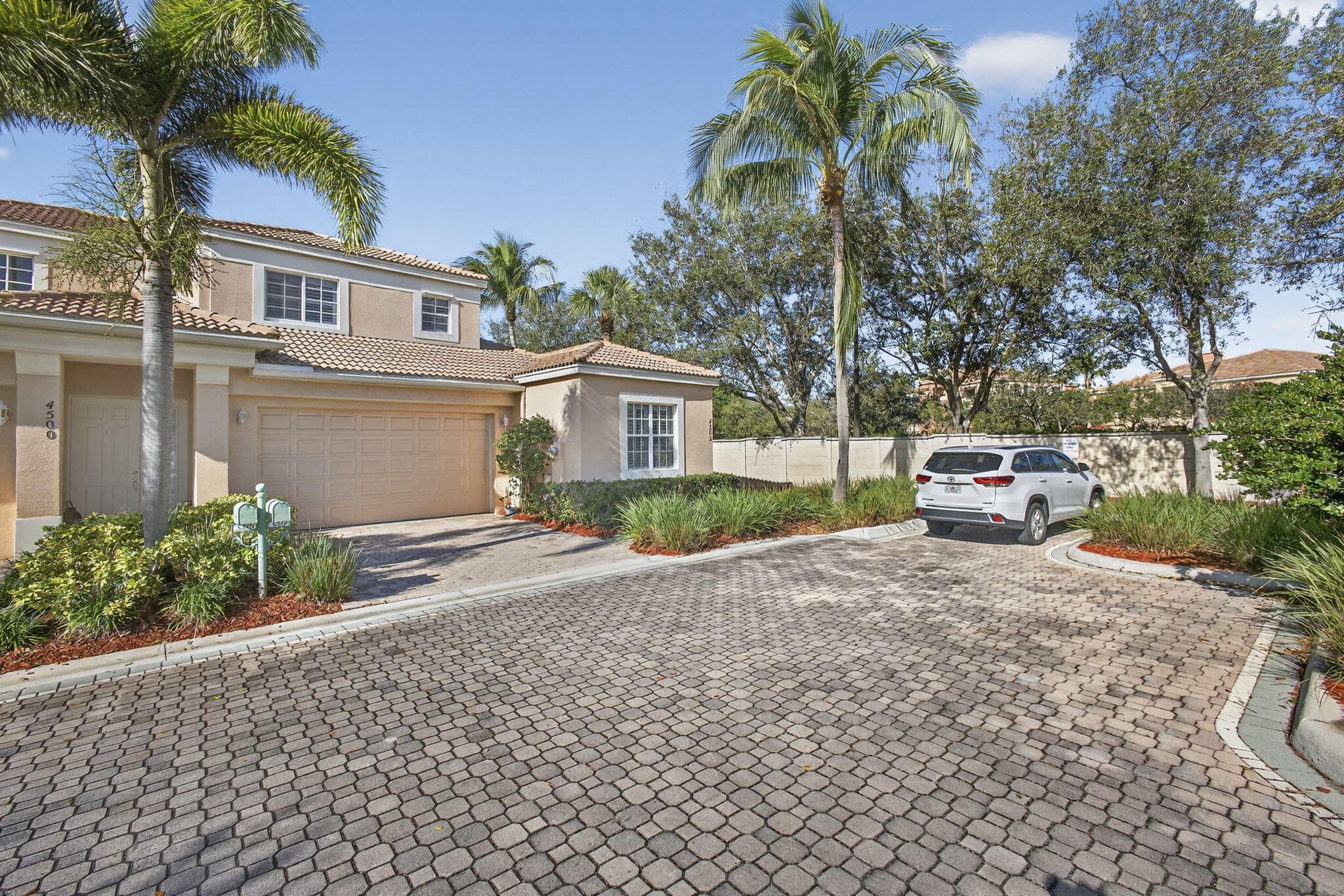 4502 Hickory Drive, Palm Beach Gardens, FL 33418 — photo 4 of 69