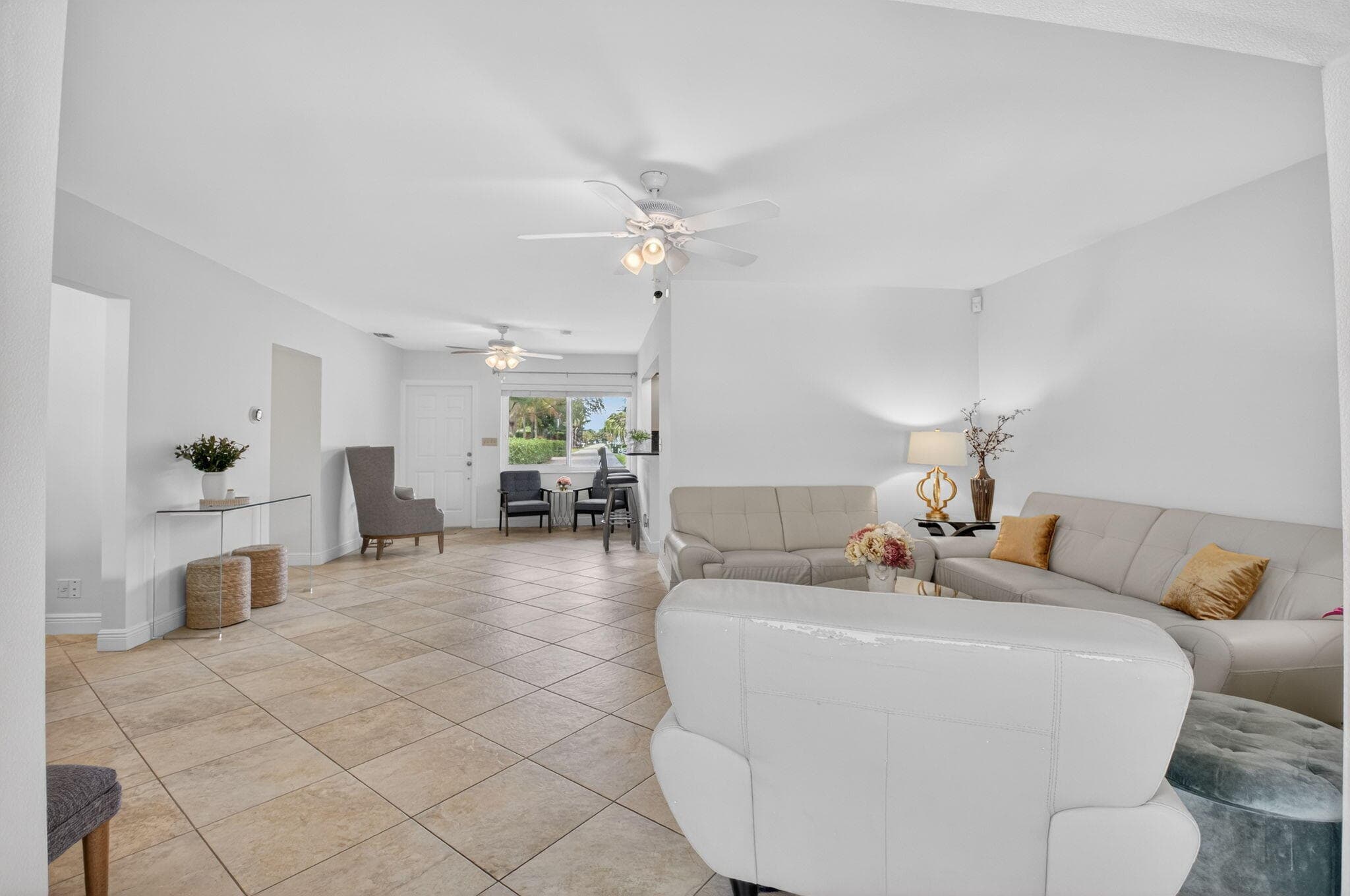 400 E Conference Drive, Boca Raton, FL 33486 — photo 13 of 44