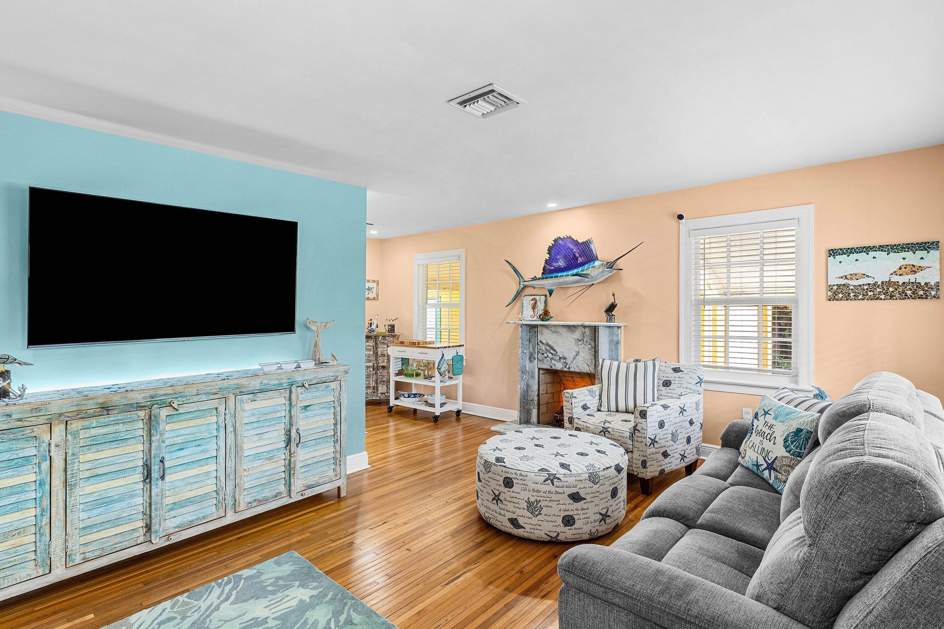411 3rd Avenue N, Lake Worth Beach, FL 33460 — photo 4 of 39