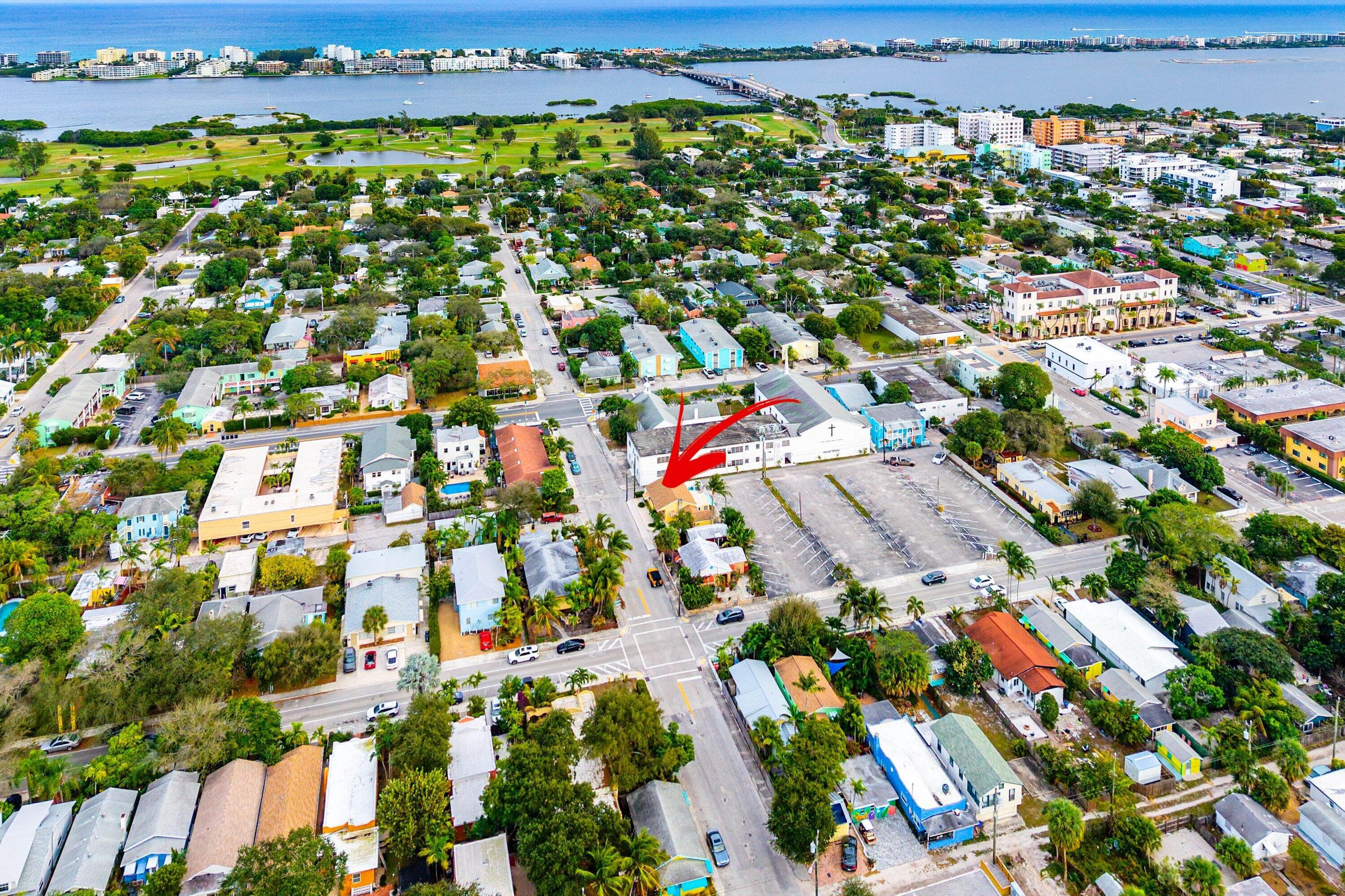 411 3rd Avenue N, Lake Worth Beach, FL 33460 — photo 3 of 39