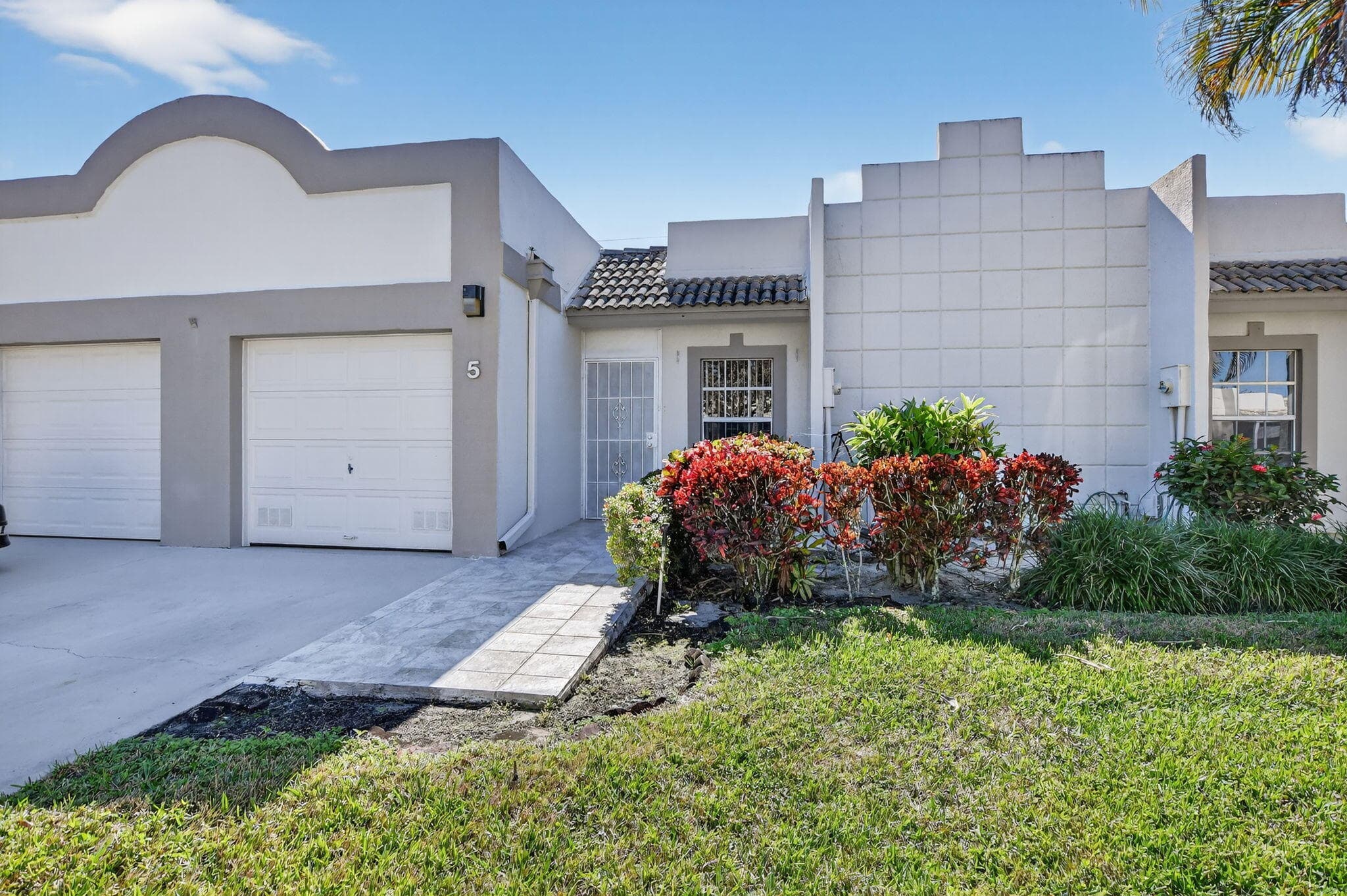 9110 Fairbanks Lane 5, Boca Raton, FL 33496 — photo 1 of 41
