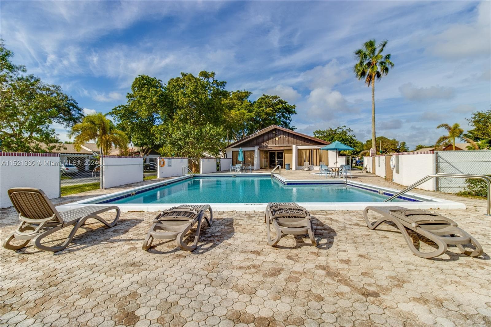 6343 W Pinehurst Cir W W D36, Tamarac, FL 33321 — photo 13 of 19