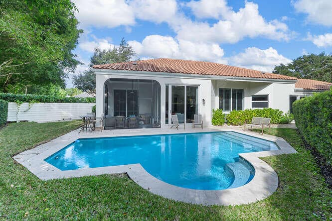 2707 Players Court, Wellington, FL 33414 — photo 12 of 32