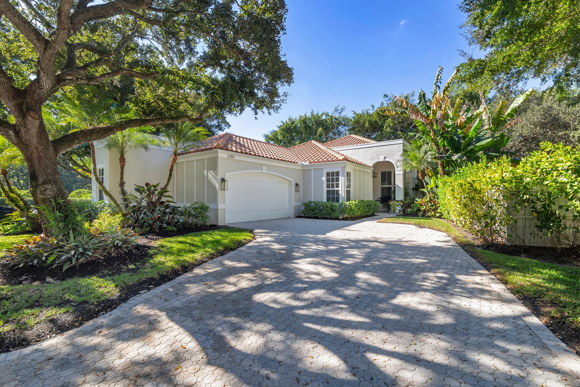 2707 Players Court, Wellington, FL 33414 — photo 3 of 32