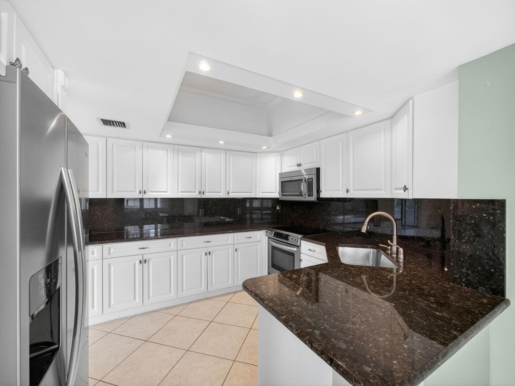 1660 Twelve Oaks Way 303, North Palm Beach, FL 33408 — photo 12 of 21
