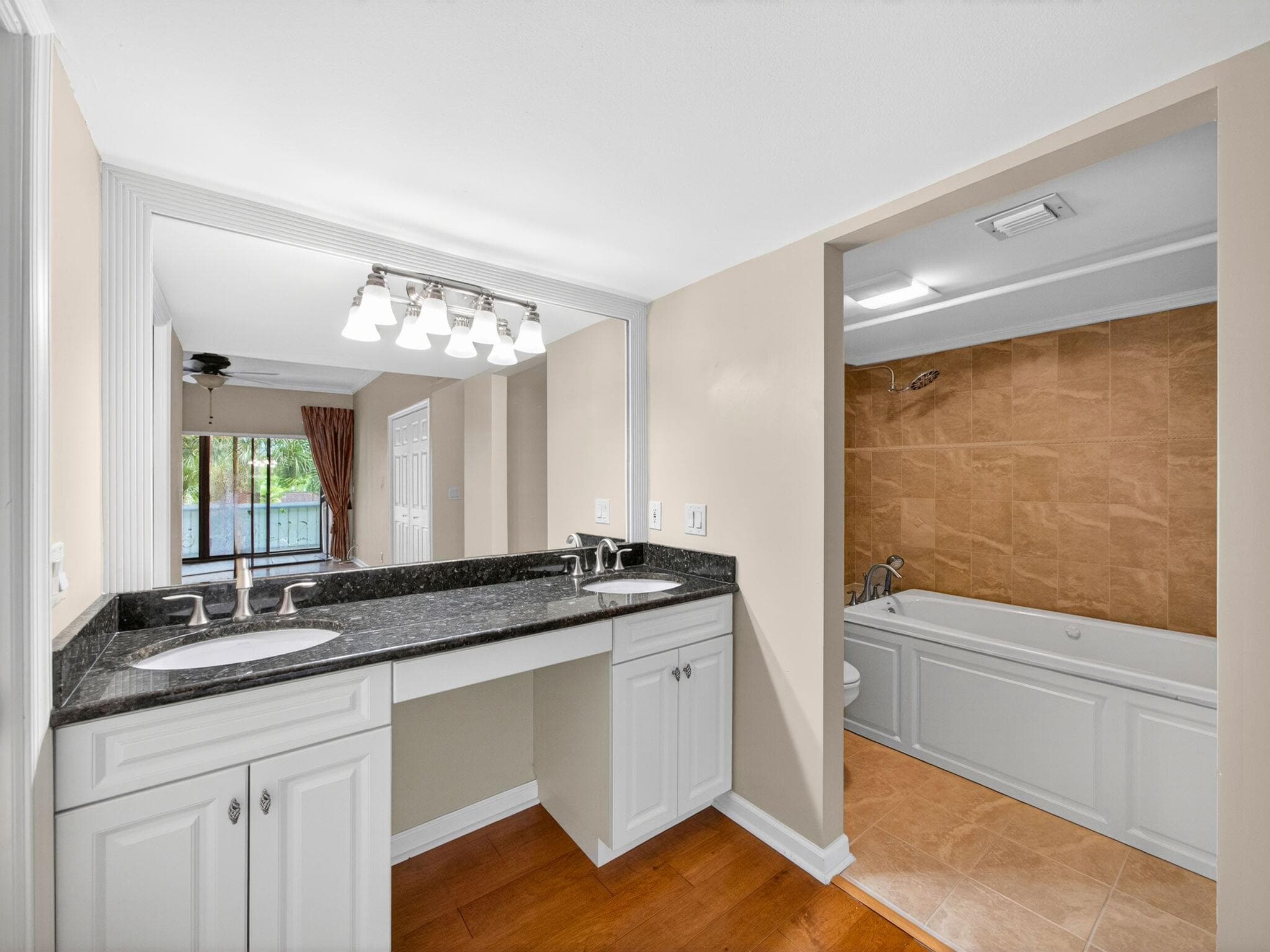 1660 Twelve Oaks Way 303, North Palm Beach, FL 33408 — photo 6 of 21