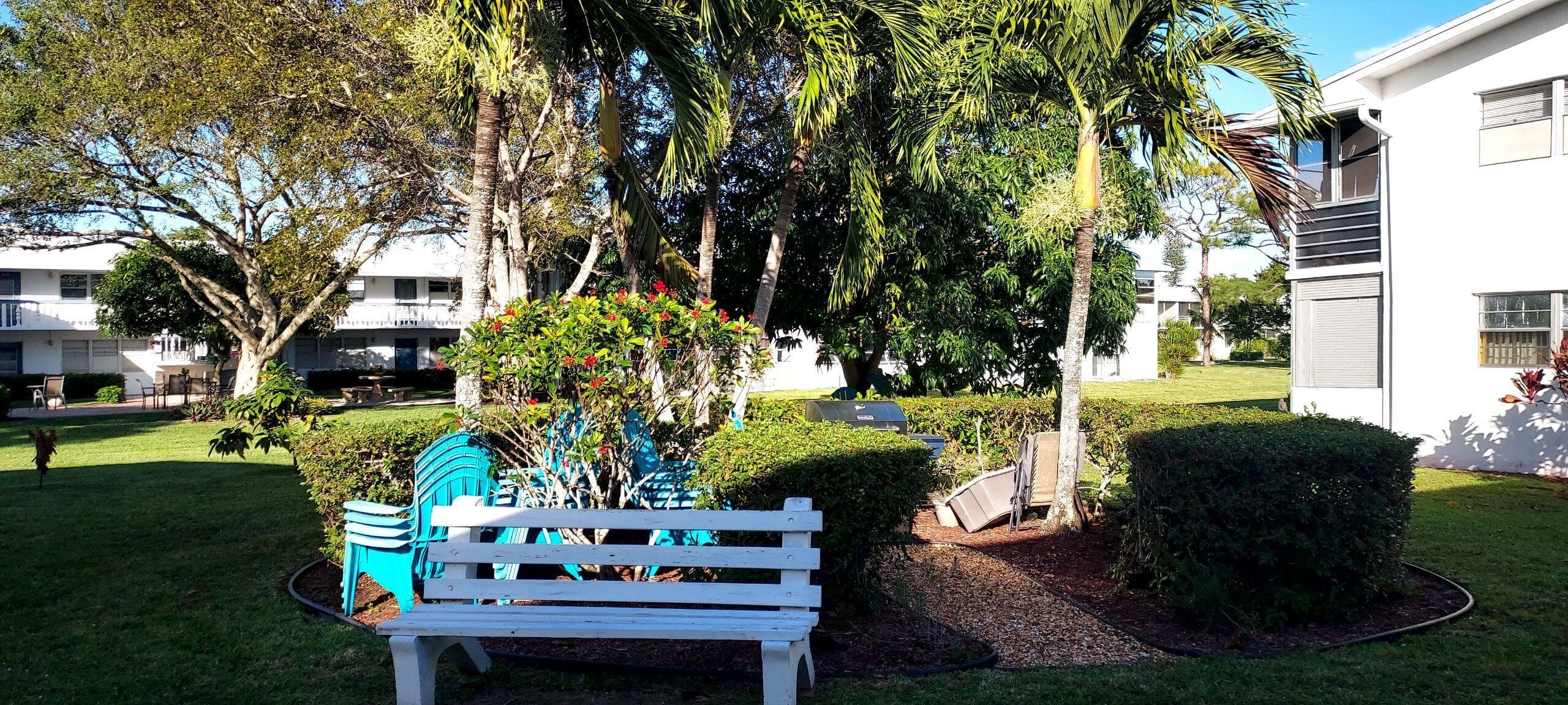 306 Markham N, Deerfield Beach, FL 33442 — photo 9 of 11