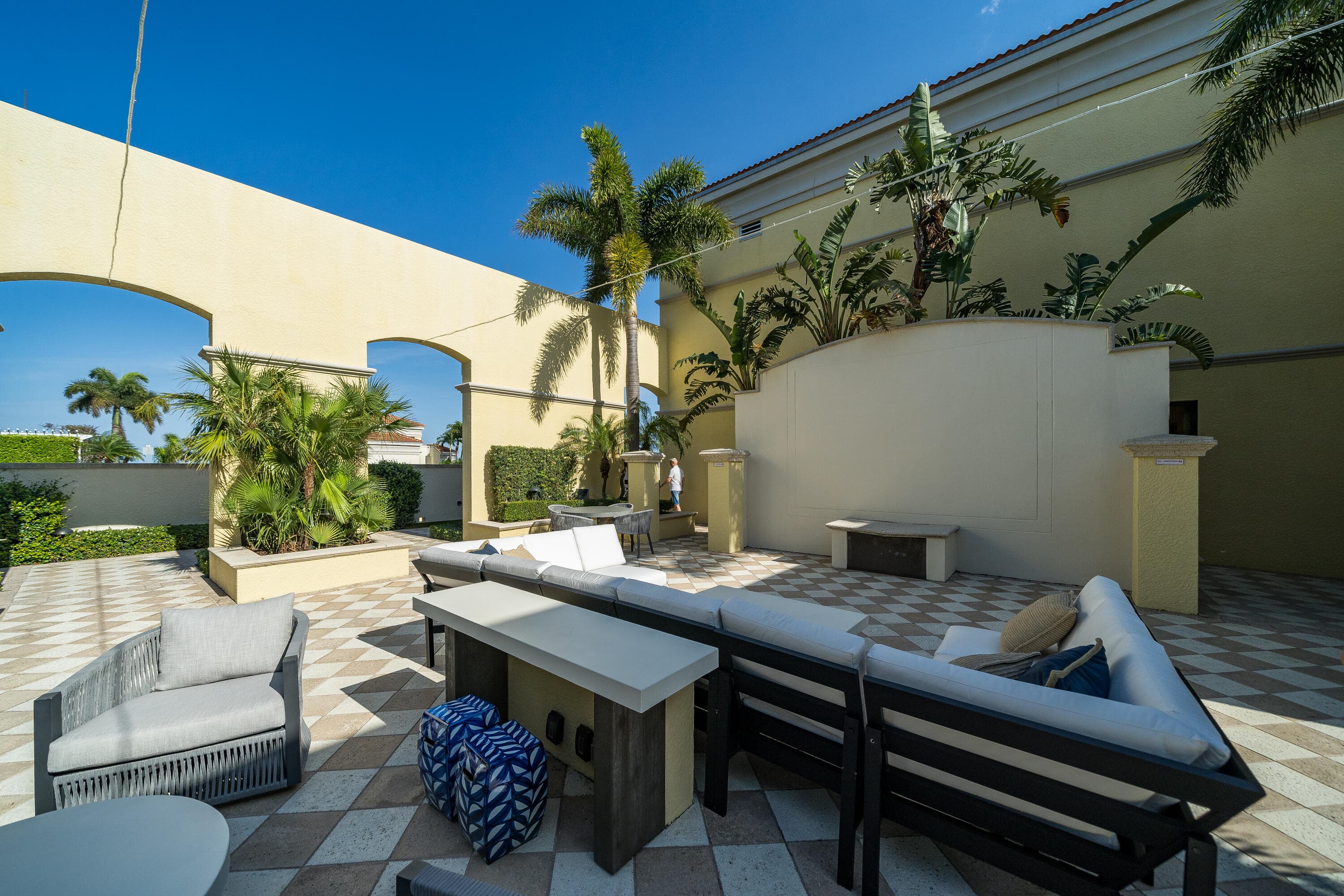 701 S Olive Avenue 707, West Palm Beach, FL 33401 — photo 44 of 54