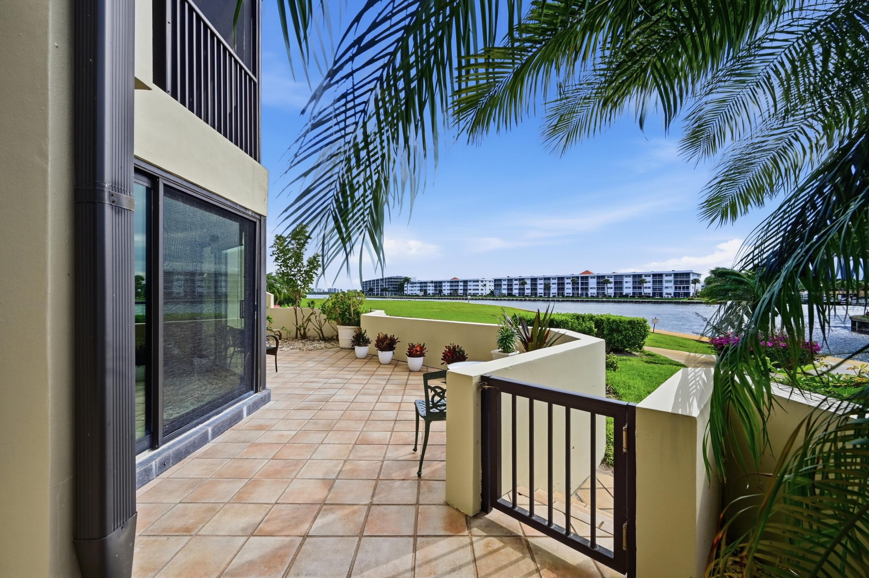 1109 E Marine Way E L1l + Boat Slip #55, North Palm Beach, FL 33408 — photo 2 of 85