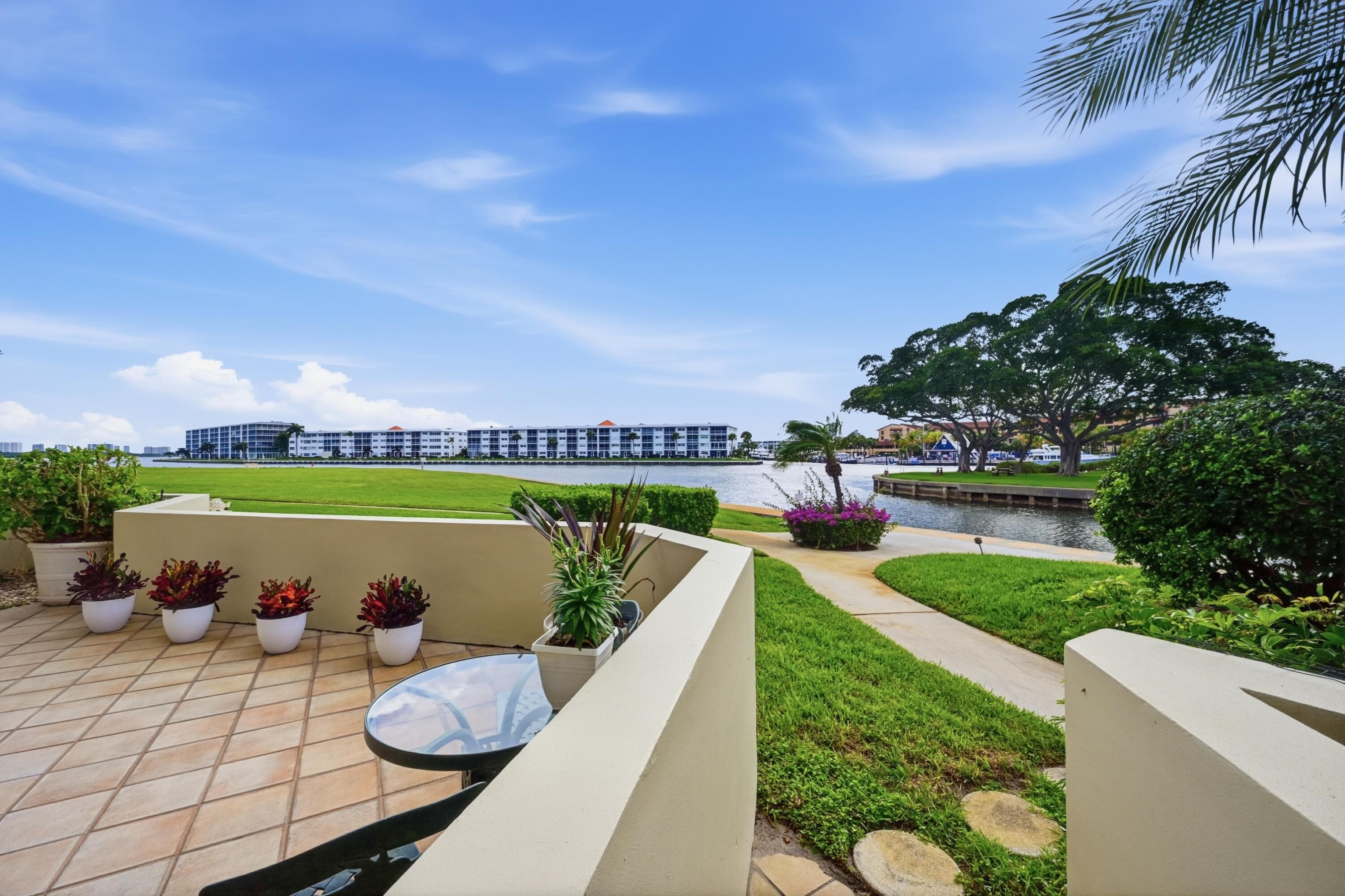 1109 E Marine Way E L1l + Boat Slip #55, North Palm Beach, FL 33408 — photo 4 of 85