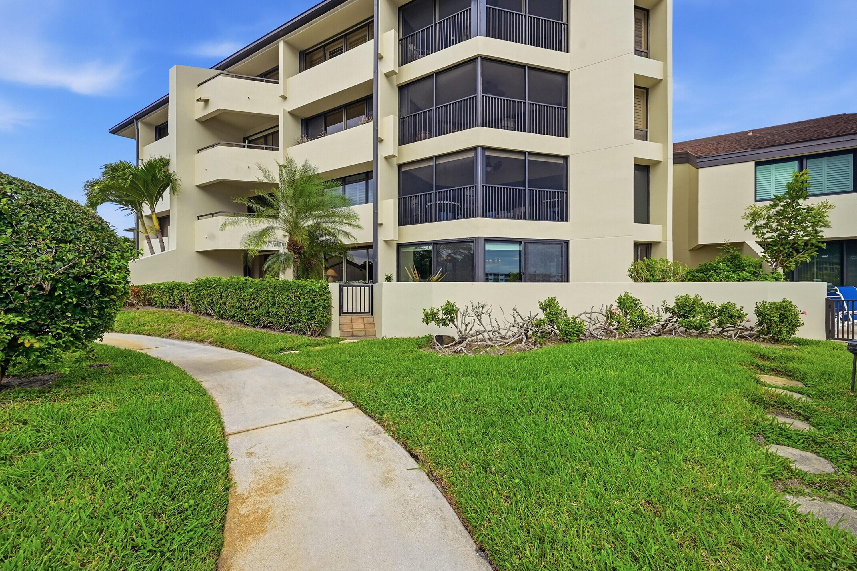 1109 E Marine Way E L1l + Boat Slip #55, North Palm Beach, FL 33408 — photo 65 of 85