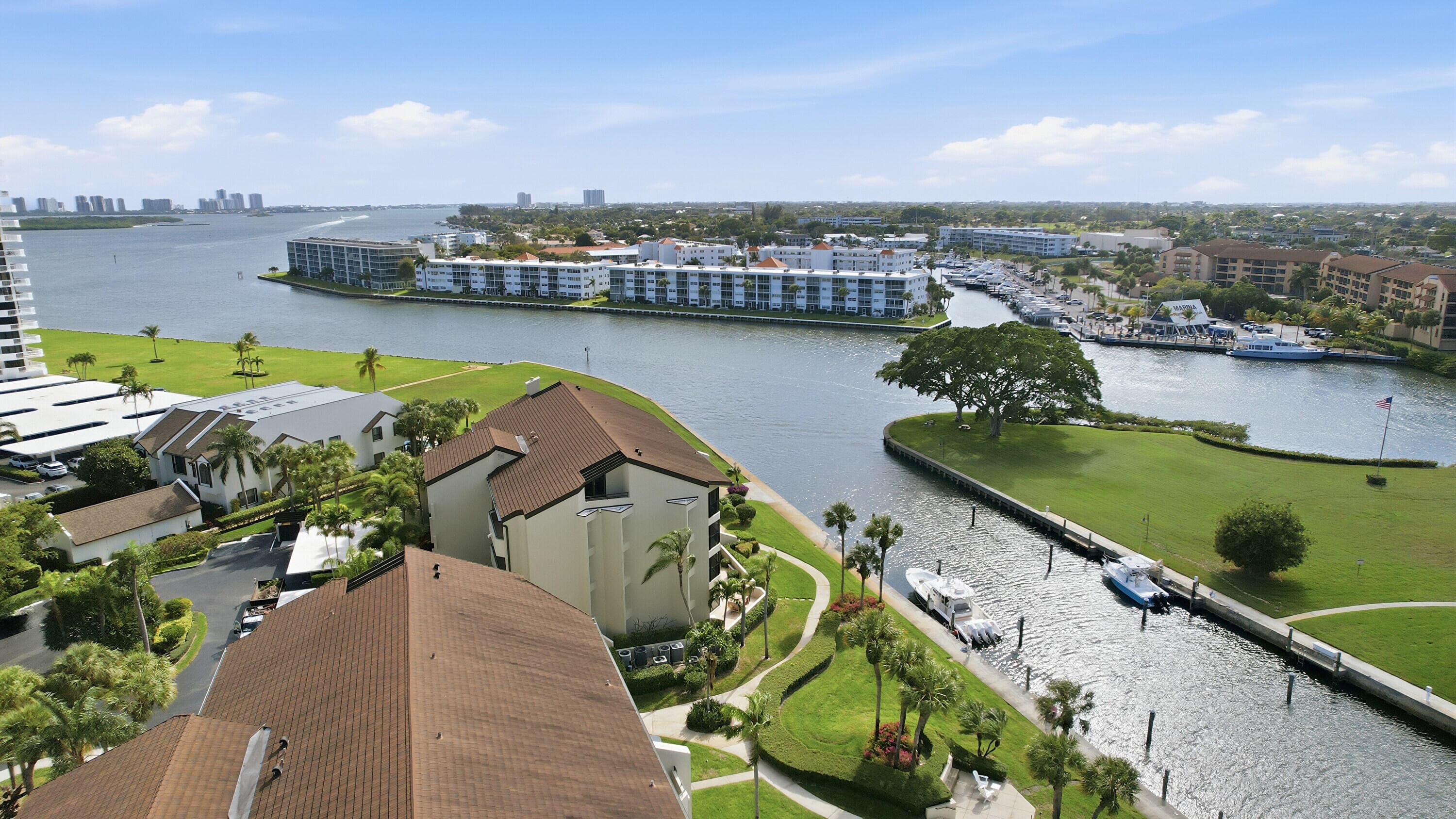 1109 E Marine Way E L1l + Boat Slip #55, North Palm Beach, FL 33408 — photo 77 of 85