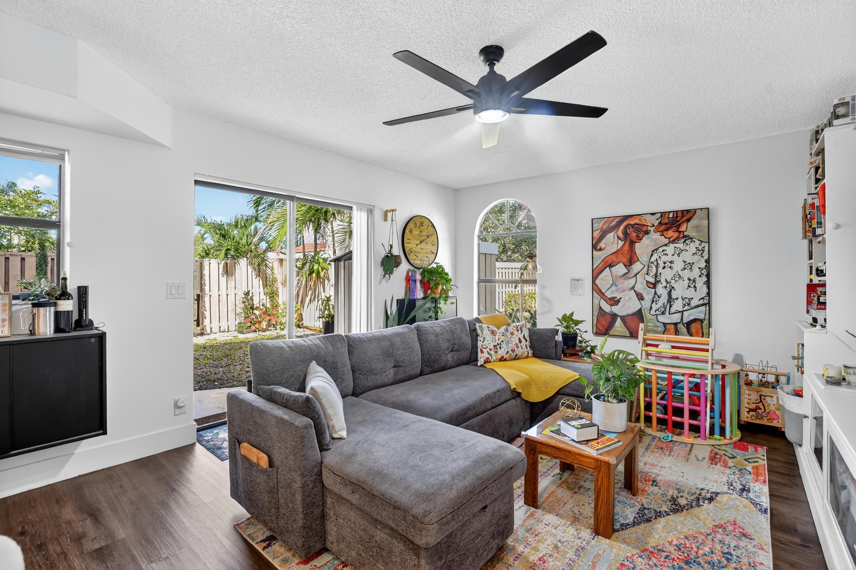 4005 Village Drive B, Delray Beach, FL 33445 — photo 8 of 35
