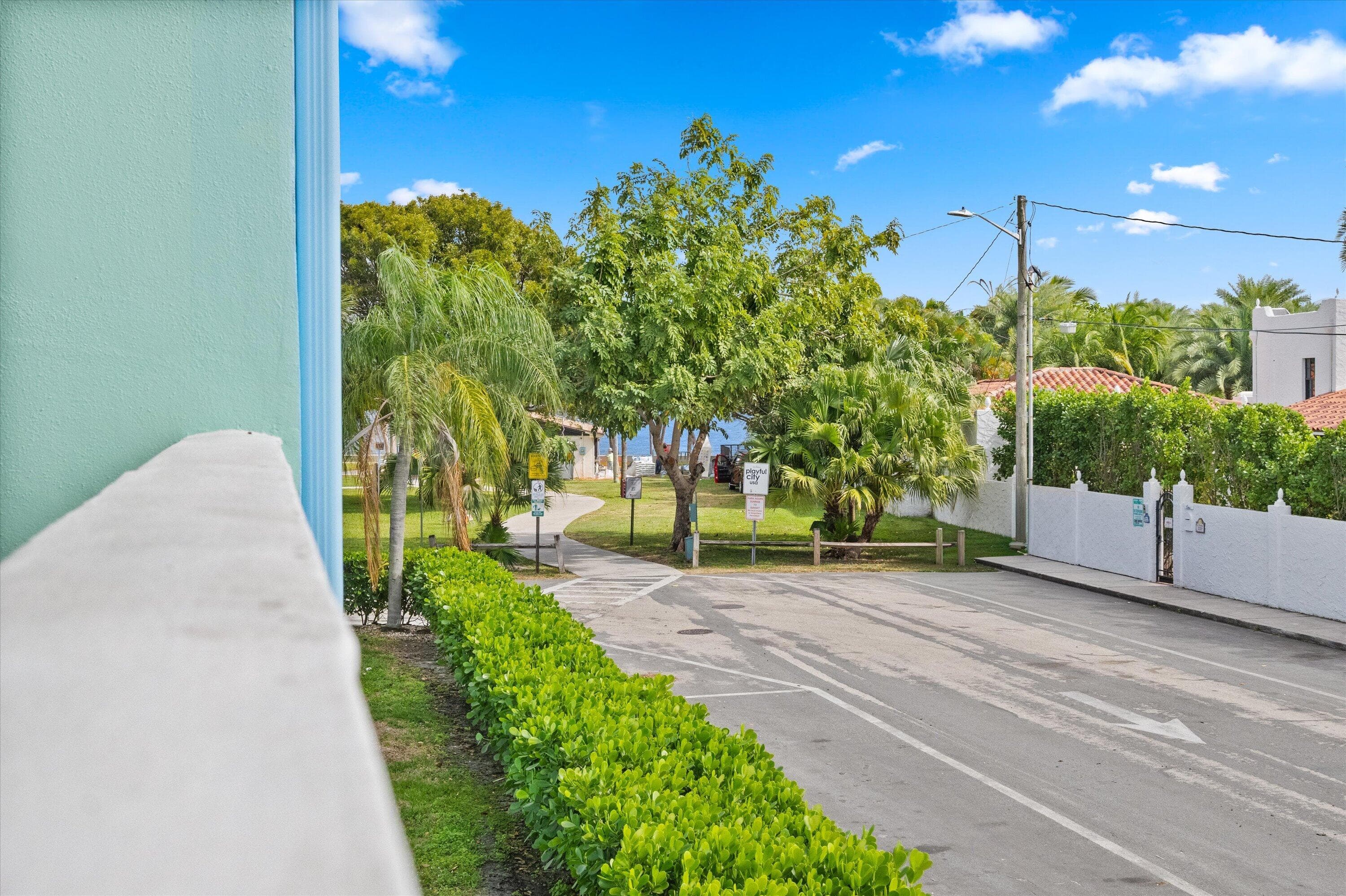 421 S Lakeside Drive 10, Lake Worth Beach, FL 33460 — photo 21 of 26