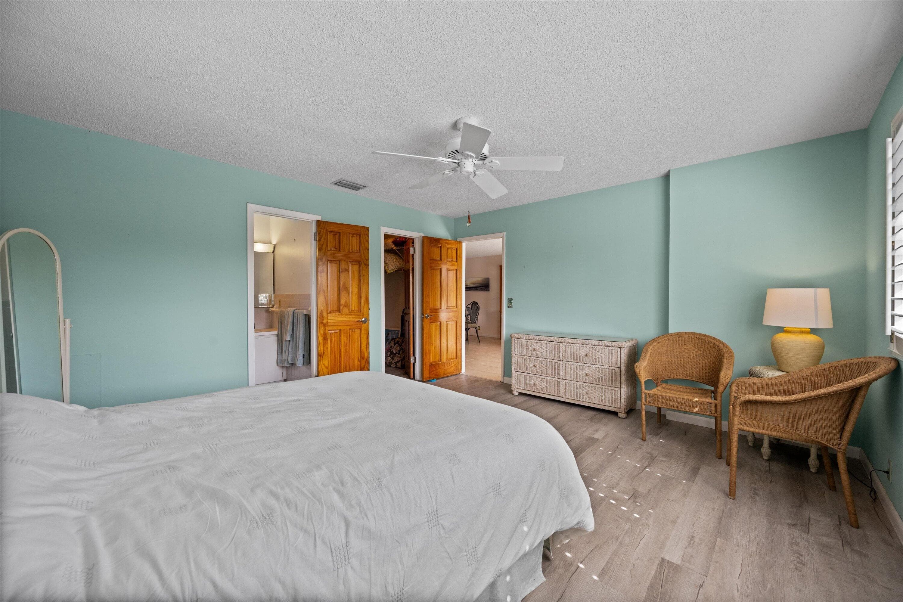 421 S Lakeside Drive 10, Lake Worth Beach, FL 33460 — photo 10 of 26