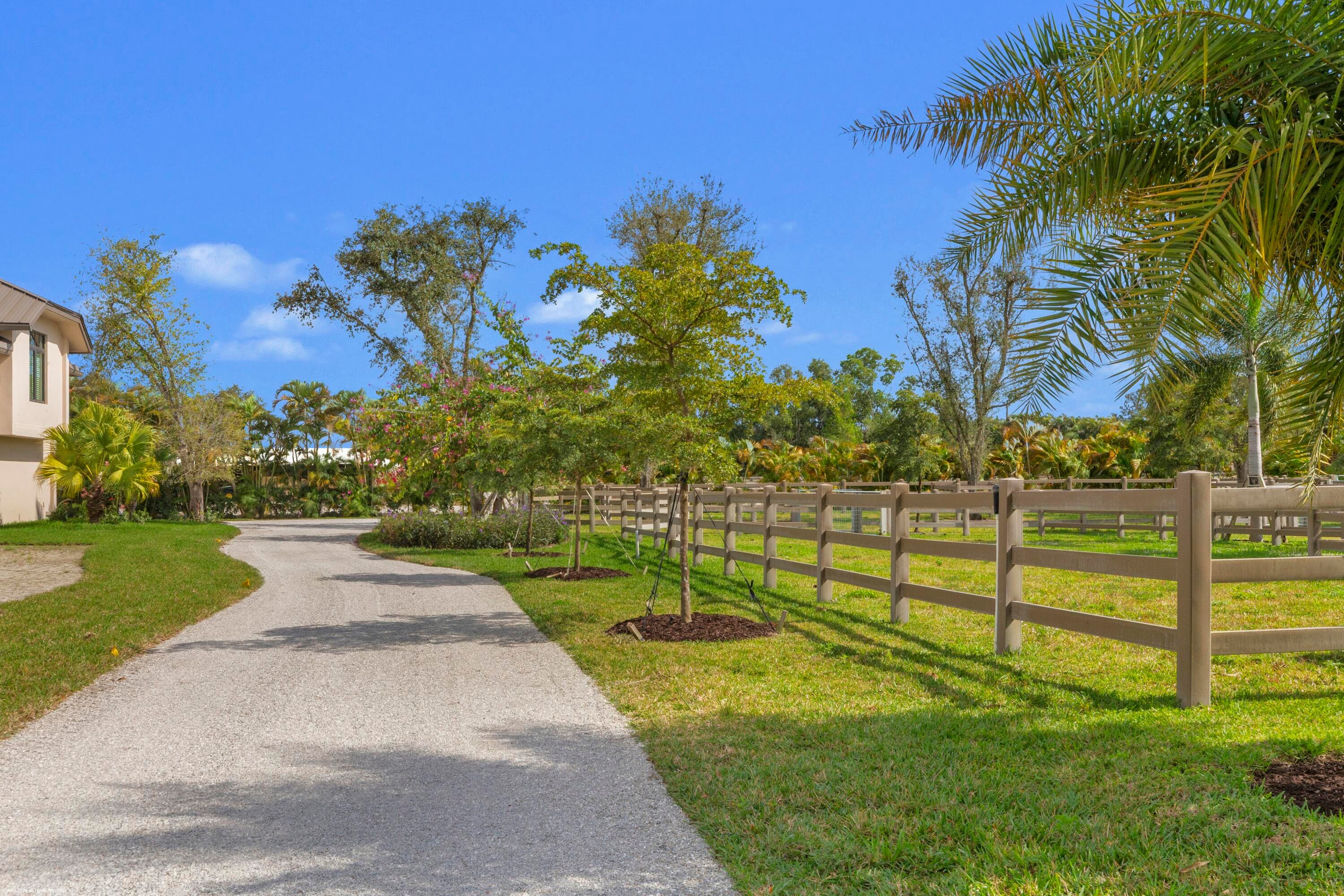 16219 Hollow Tree Lane, Wellington, FL 33470 — photo 15 of 78
