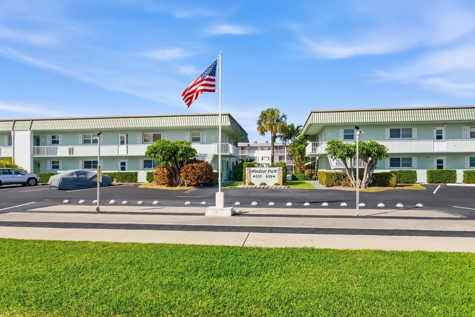 109 Wettaw Lane 203, North Palm Beach, FL 33408 — photo 1 of 17