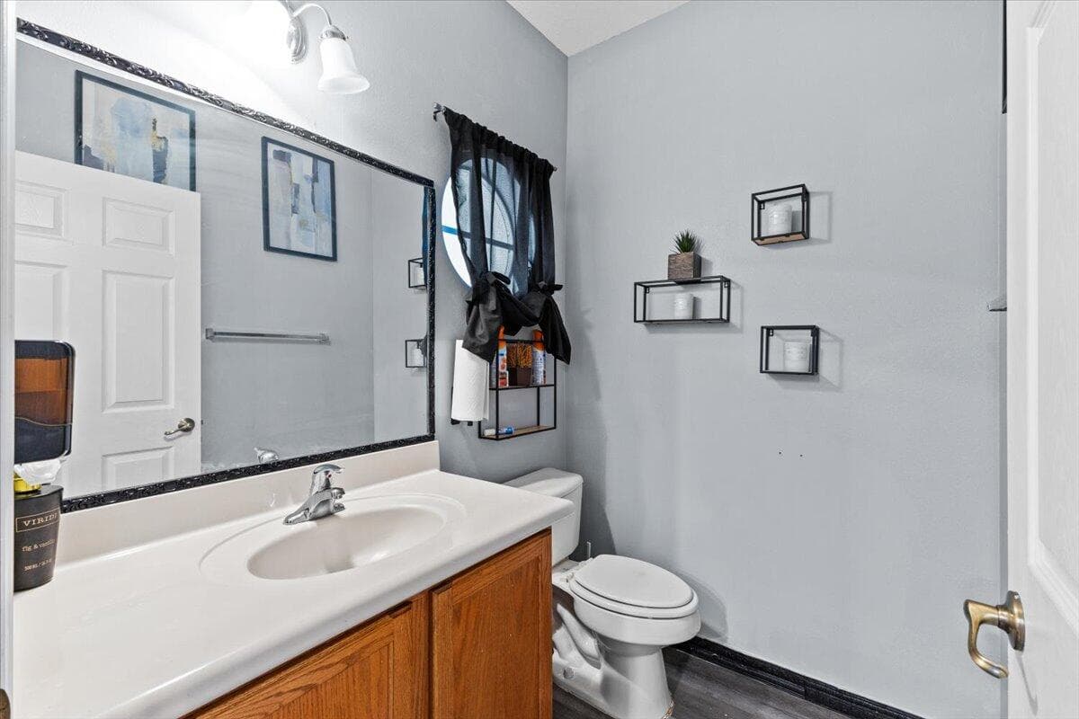2227 Oakmont Drive, Riviera Beach, FL 33404 — photo 19 of 43