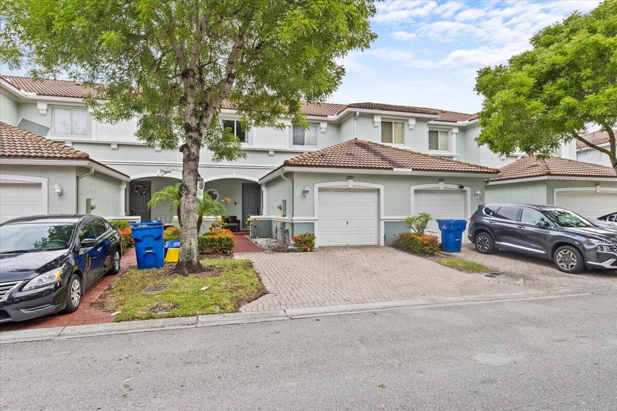 2227 Oakmont Drive, Riviera Beach, FL 33404 — photo 3 of 43
