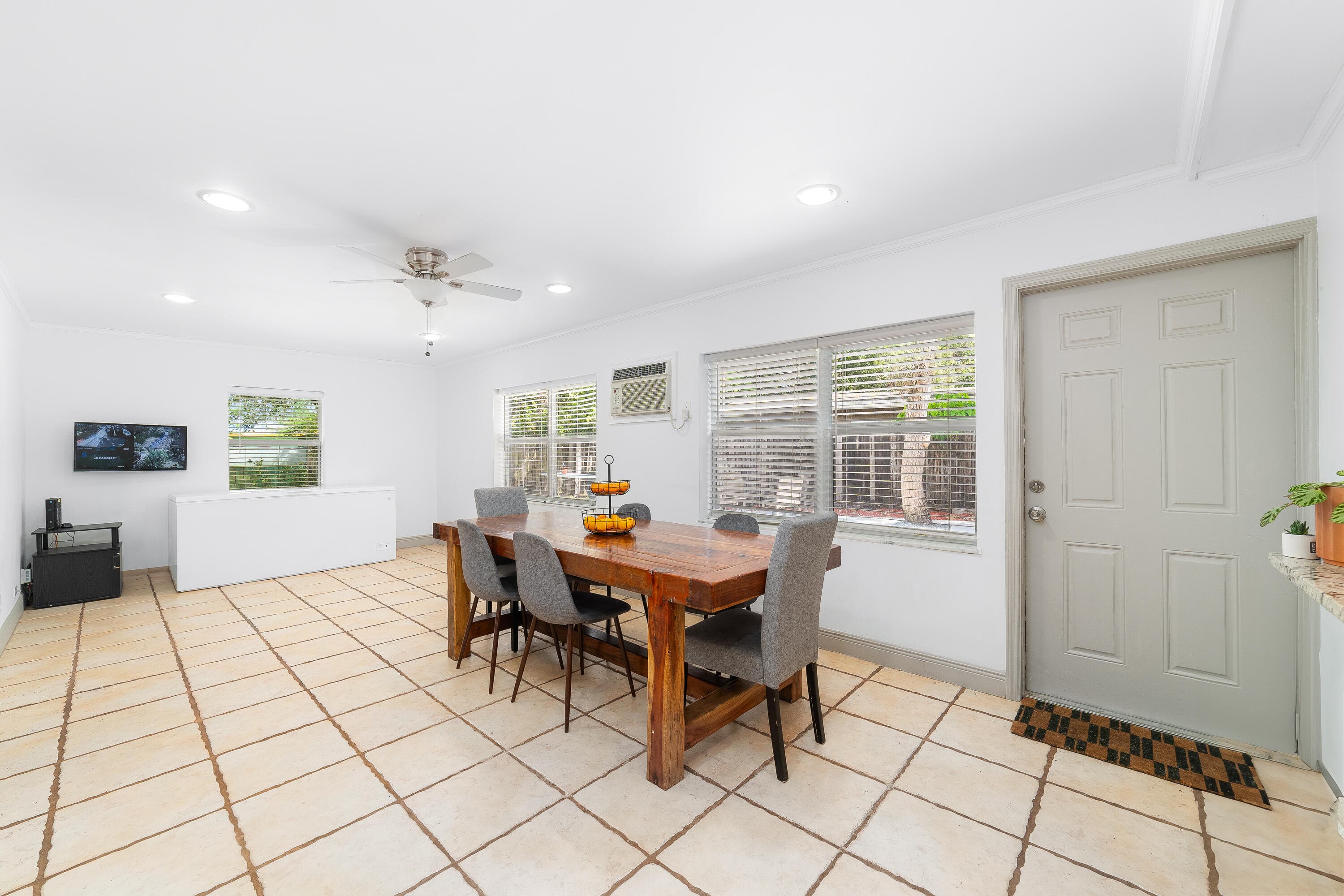 2869 SW 13th Court, Fort Lauderdale, FL 33312 — photo 12 of 39